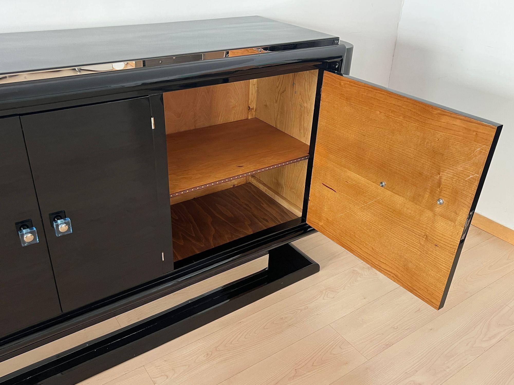 Art Deco Bar-Sideboard, Black Lacquer, Chromed Lion Appliqués, France circa 1930 For Sale 10