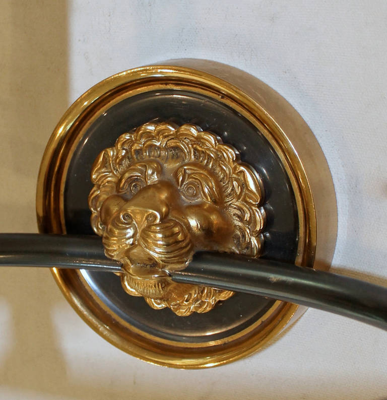 Pair of Maison Bagues French Empire Lion Dore Bronze Wall Sconces In Good Condition For Sale In Dallas, TX