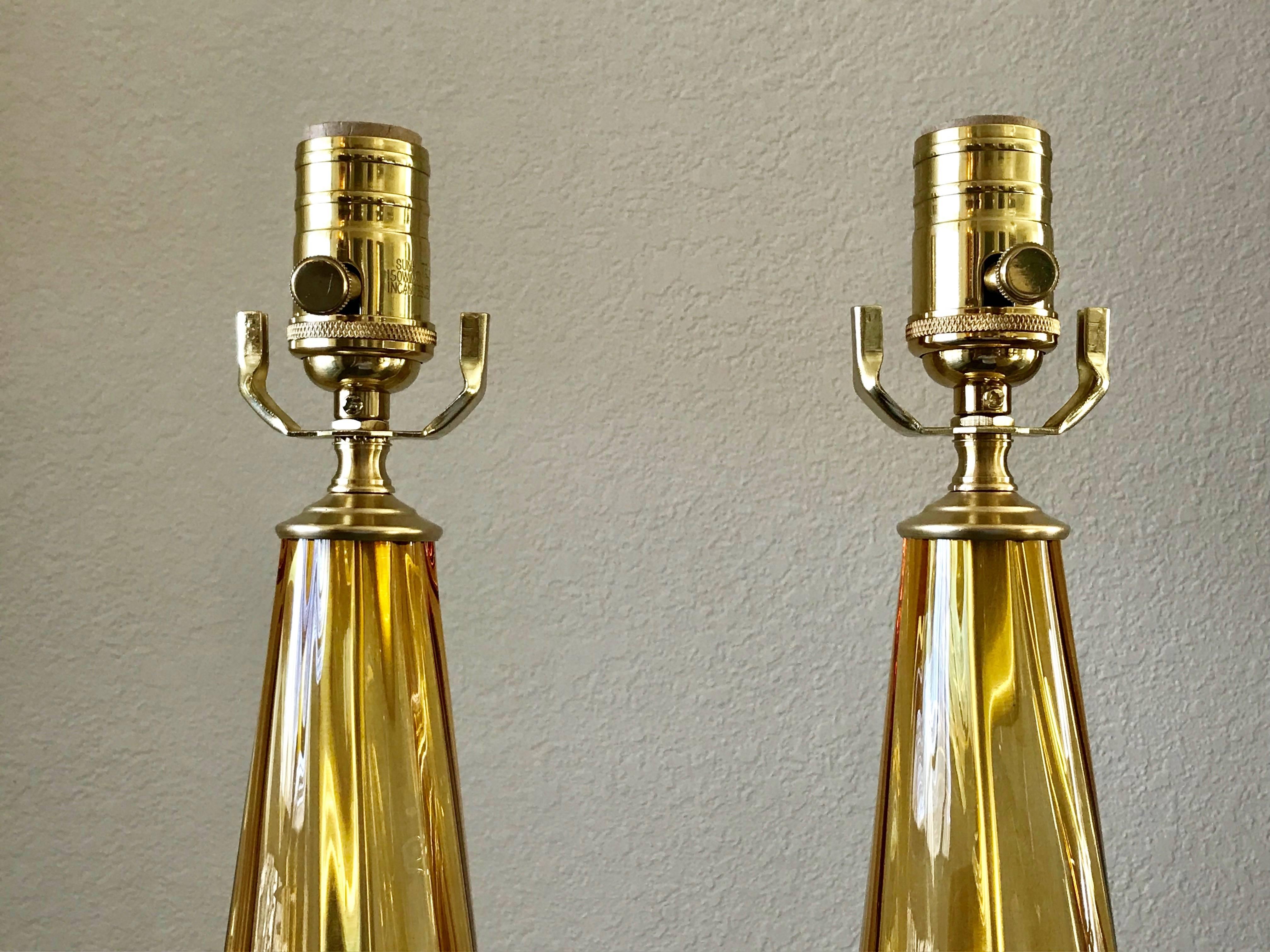 Pair Italian Amber Glass Teardrop Shaped Lamps In Good Condition In Dallas, TX