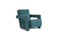 Der legendäre Sessel „Utrecht XL“ von Cassina mit blau-türkisfarbenem Stoffbezug – jetzt erhältlich
