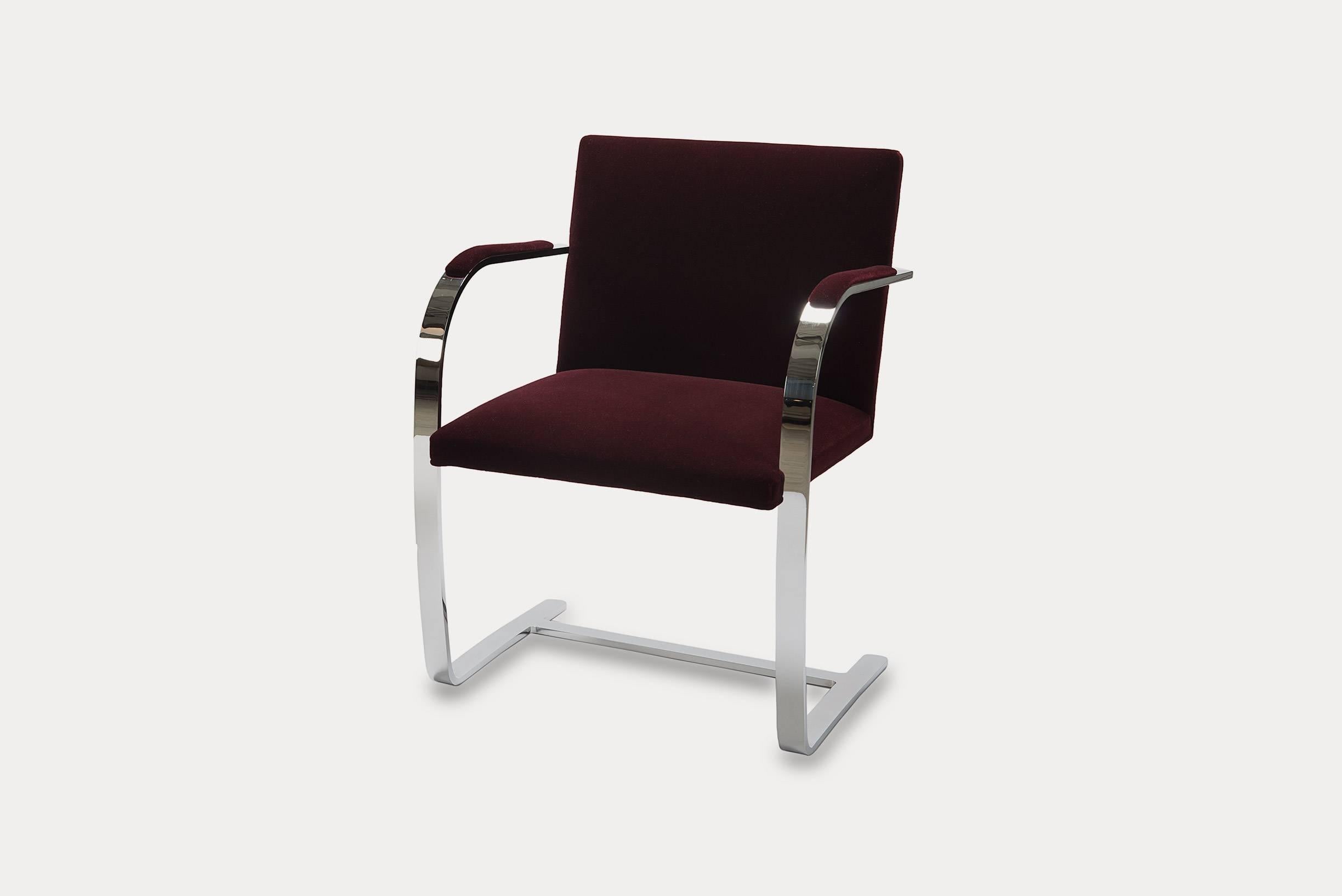 This Knoll Brno Flat Bar Armchair was designed by Meis van der Rohe in 1930 for his renowned Tugendhat House in Brno, Czech Republic, the Brno chair reflects the groundbreaking simplicity of its original environment. The chair, an icon of 20th