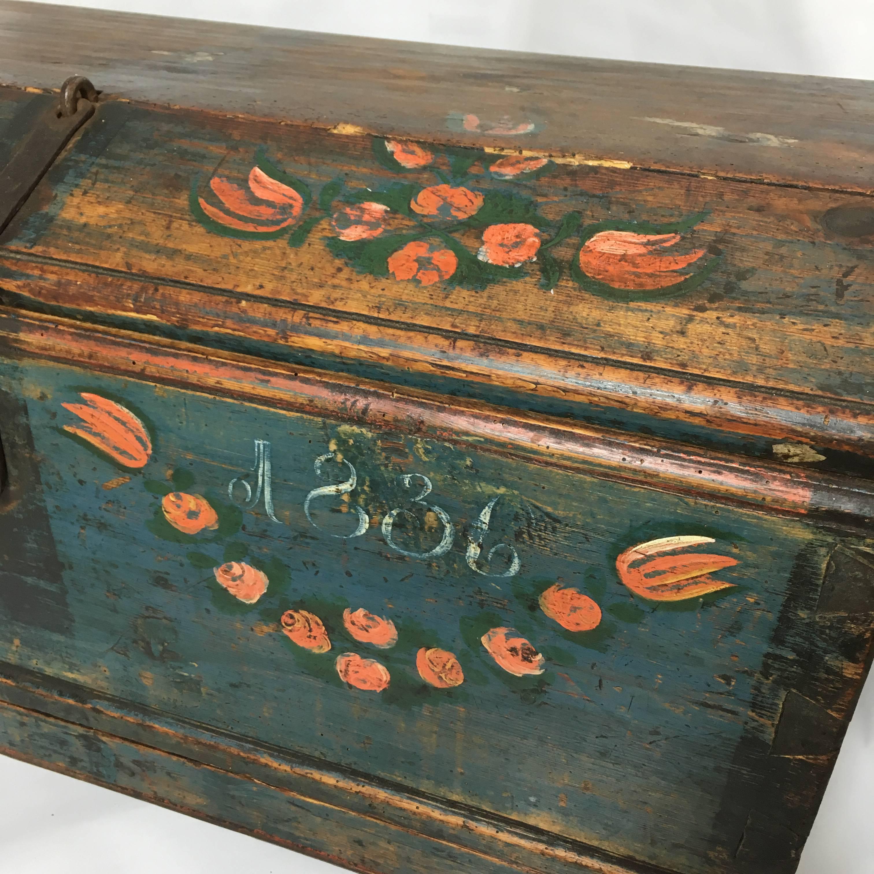 Antique Swedish Marriage Trunk, 1836 In Fair Condition In Hastings, GB