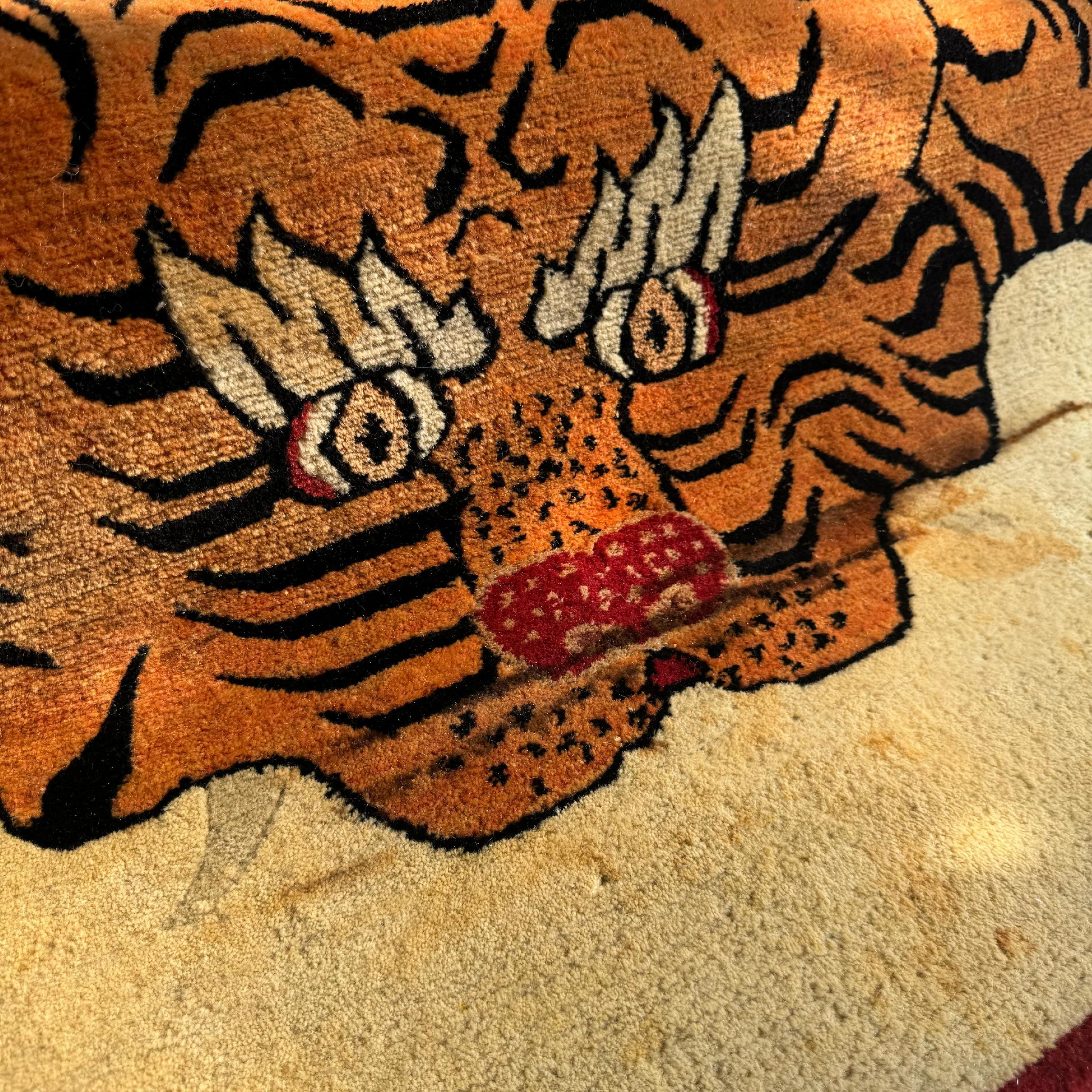 Artisanat Tapis tigré tibétain en laine tissé à la main, années 1950 en vente