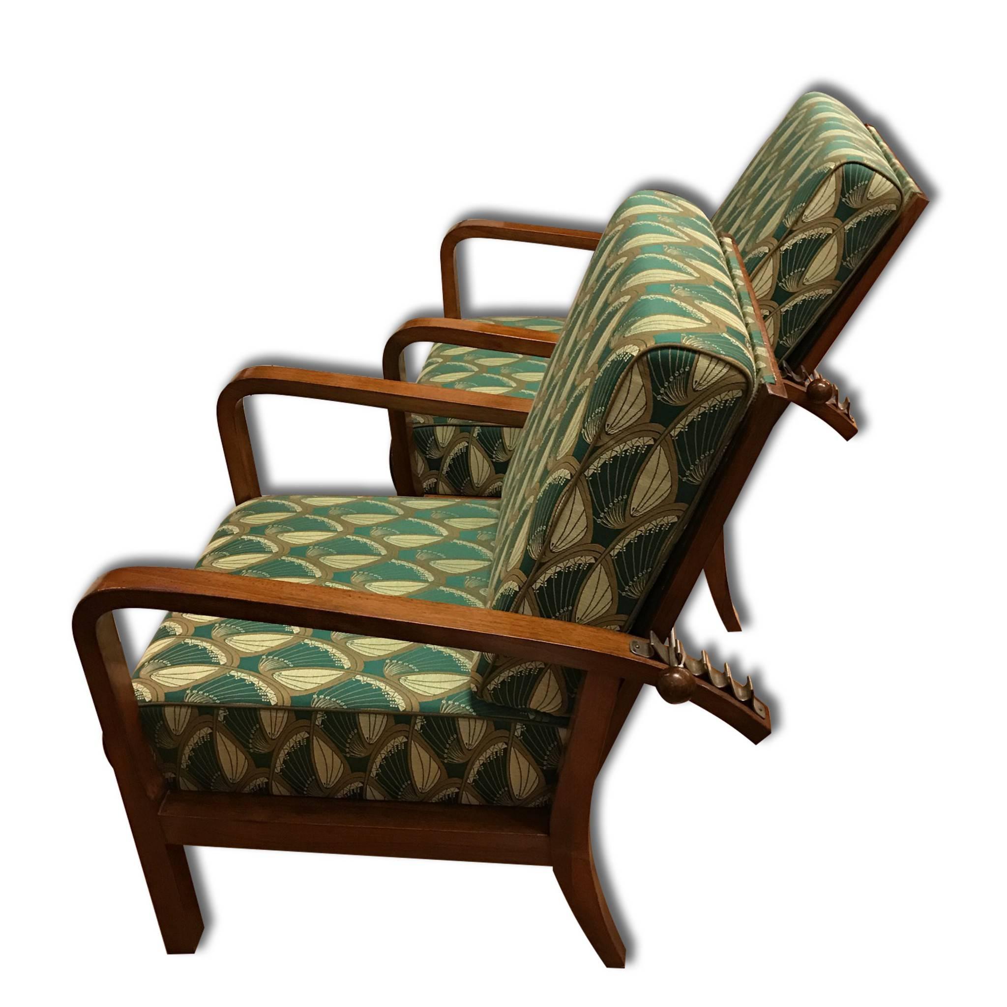 These armchairs were designed in the 1930s and made in Bohemia. They each feature a backrest and seat which can be set in three different positions, a frame made from beech, and new upholstery. 