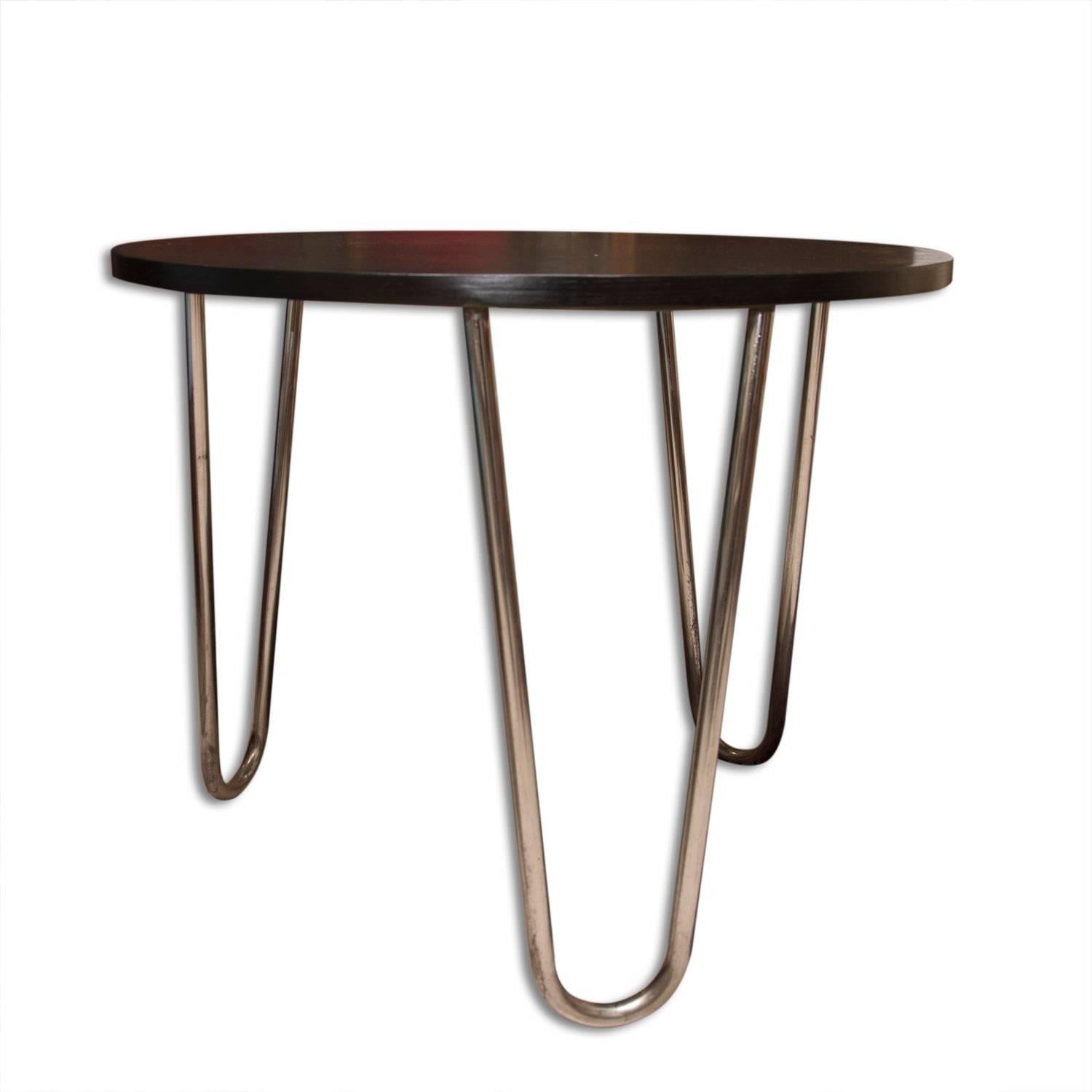 Bauhaus Chromed Coffee or Side Table in oak by Robert Slezak, 1930s, Bohemia In Good Condition In Prague 8, CZ