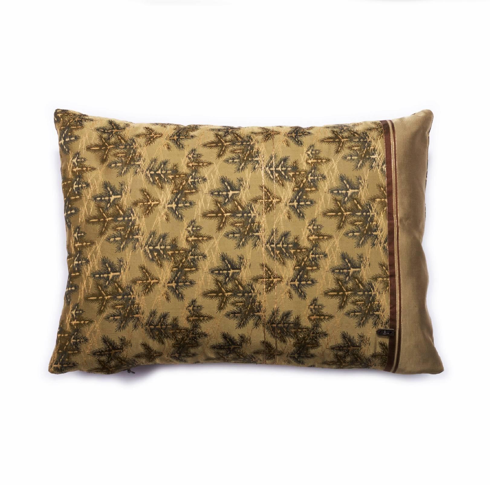 Antique Japanese obe silk.   Three different obe were carefully chosen to create a harmonious blend of color and pattern.  The pillow has been completed with silk inserts and a hand embroidered back.     

Details
	•	Antique silk 
	•	Hand