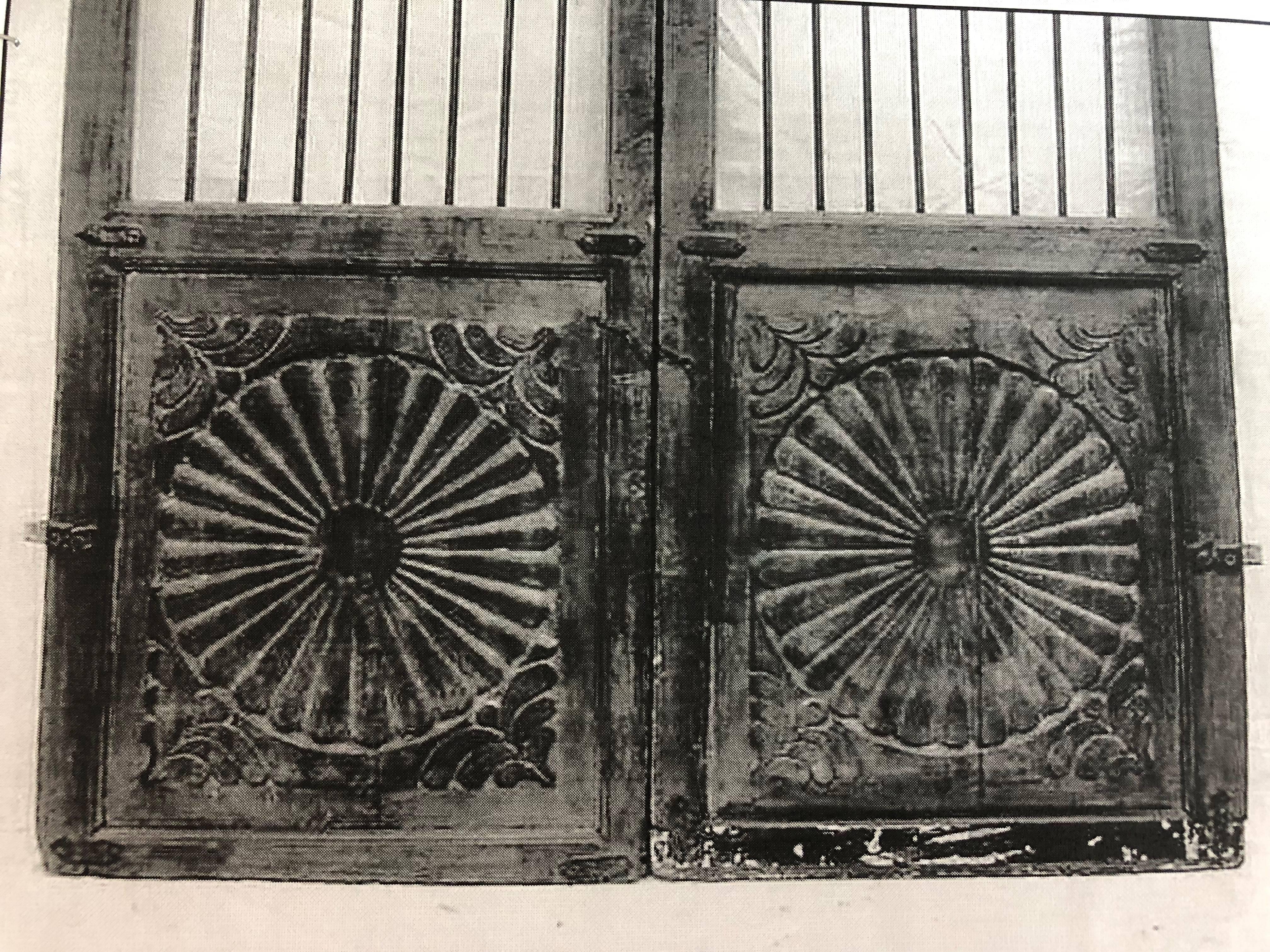 Hand-Carved Set of 19th Century Teak Indian Garden Gates