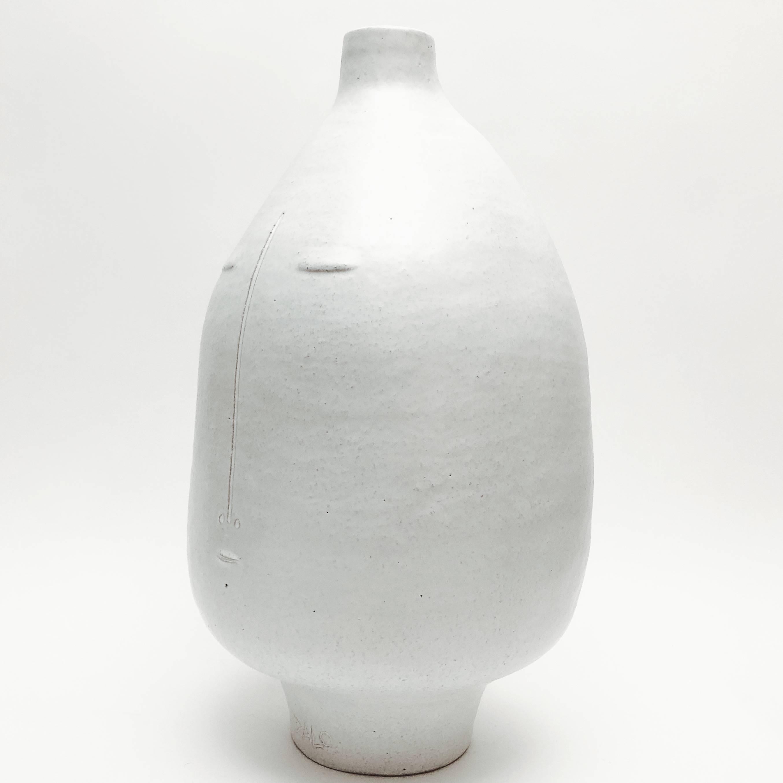 Dalo, Important Ceramic Lamp Base Glazed in White In Excellent Condition In NICE, FR