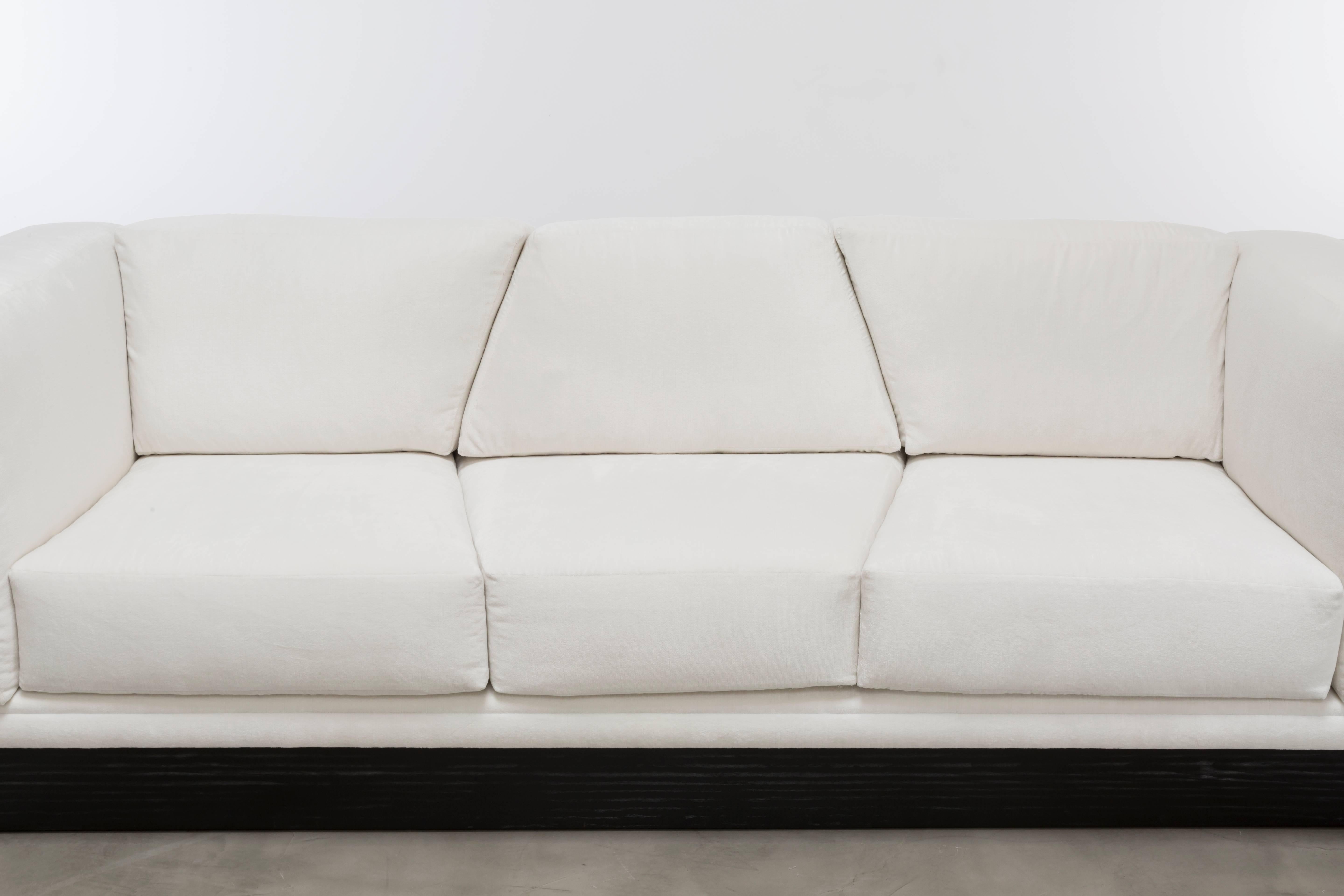 The Nuage Sofa is a finely crafted piece of furniture that embodies modern design and comfort. It is proudly made in the USA, highlighting its commitment to quality craftsmanship. This sofa is fully customizable, offering you the freedom to create a