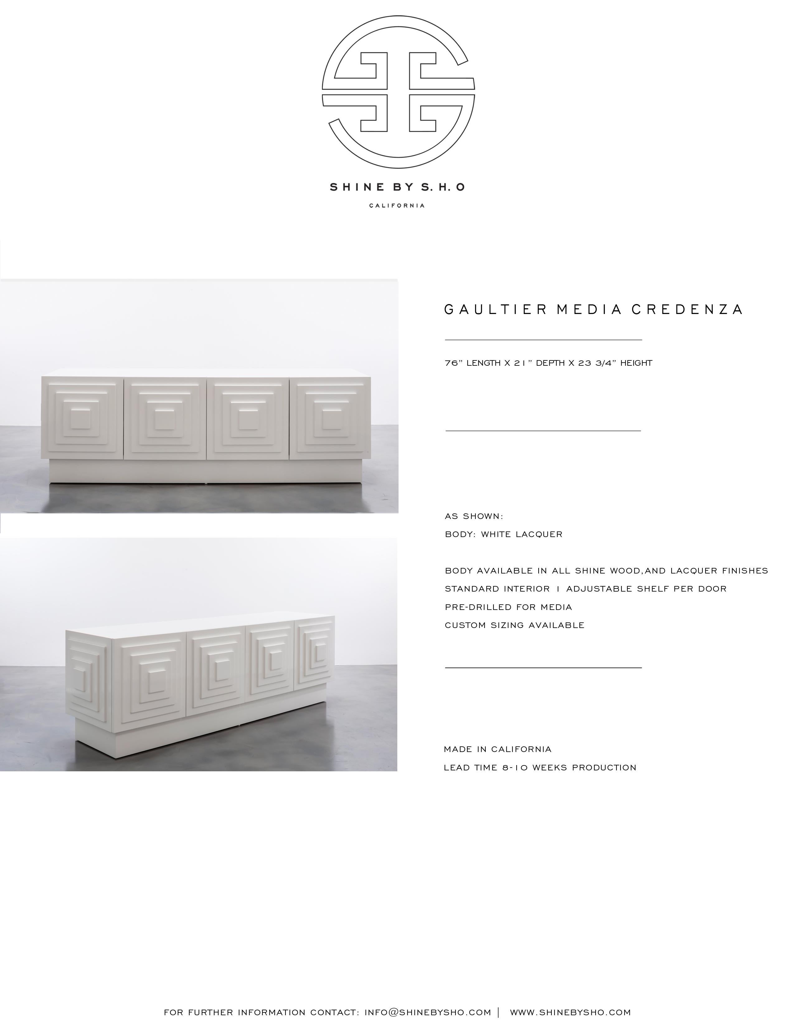 GAULTIER MEDIA CREDENZA - Modern Geometric Cabinet in White Lacquer In New Condition For Sale In Laguna Niguel, CA