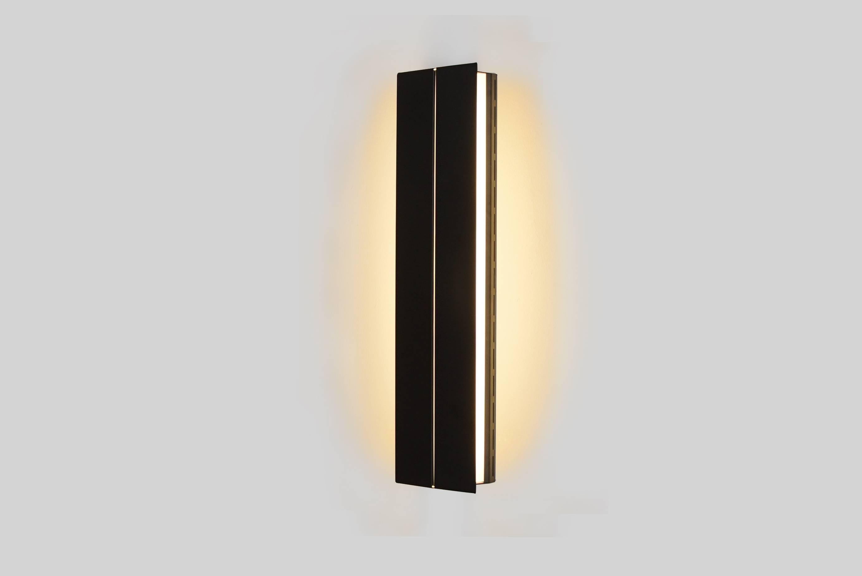 American Outdoor Rated Ada Sconce 25 Black by Ravenhill Studio