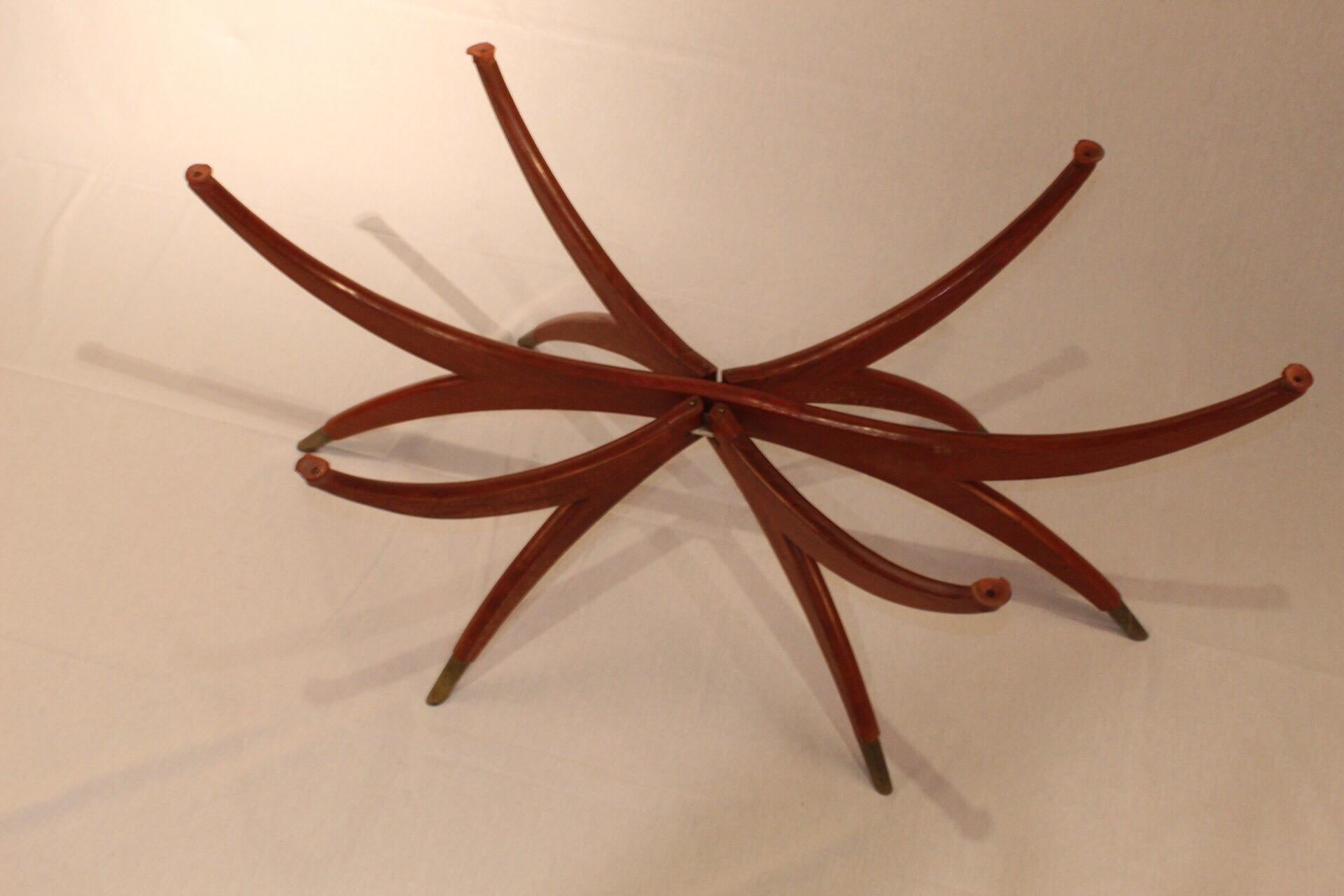 Hong Kong Midcentury Oval Brass Tray Top and Spider Legs Coffee Table