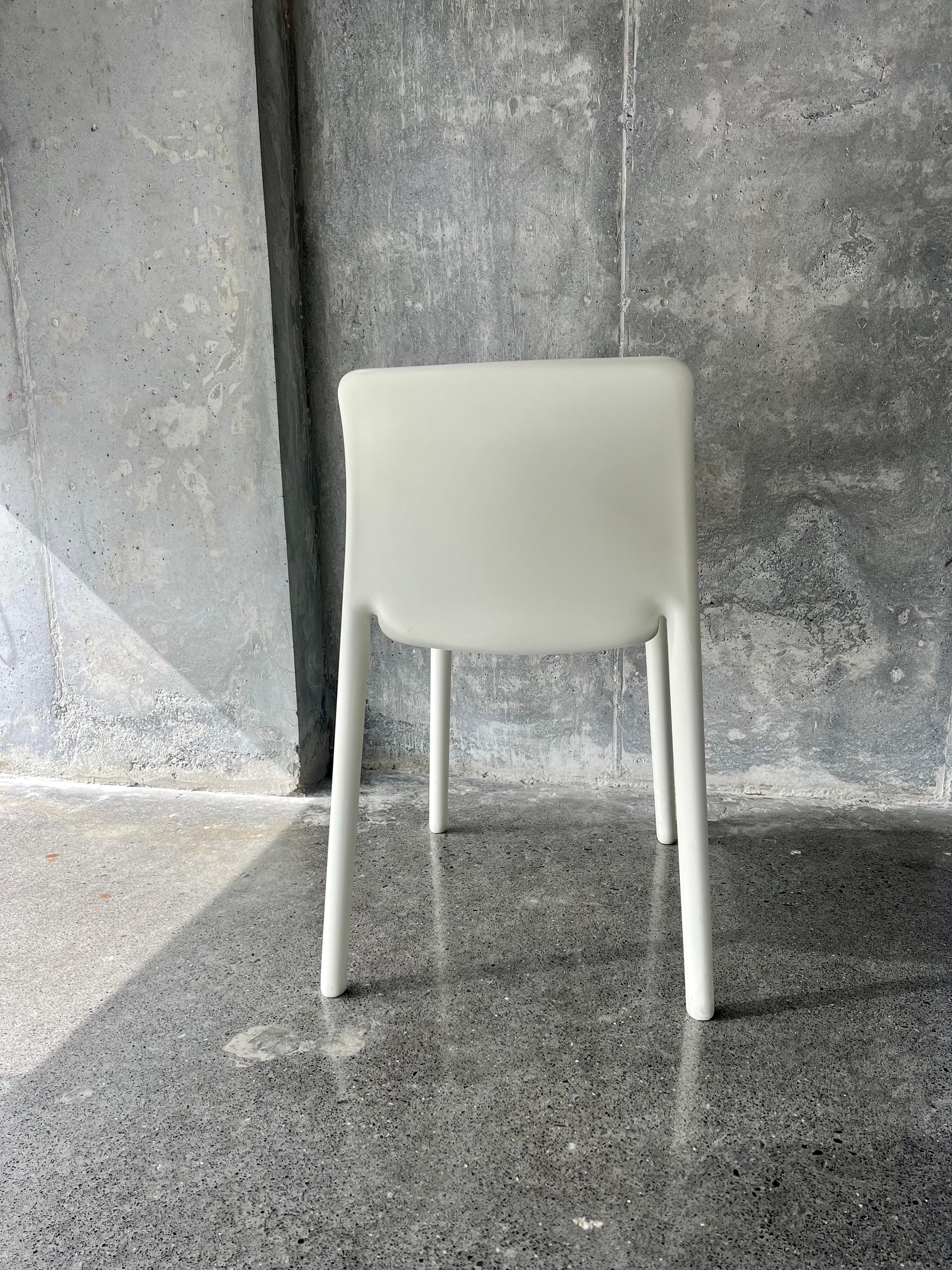 XXIe siècle et contemporain Ensemble de  7 premières chaises de Stefano Giovannoni pour MAGIS en vente