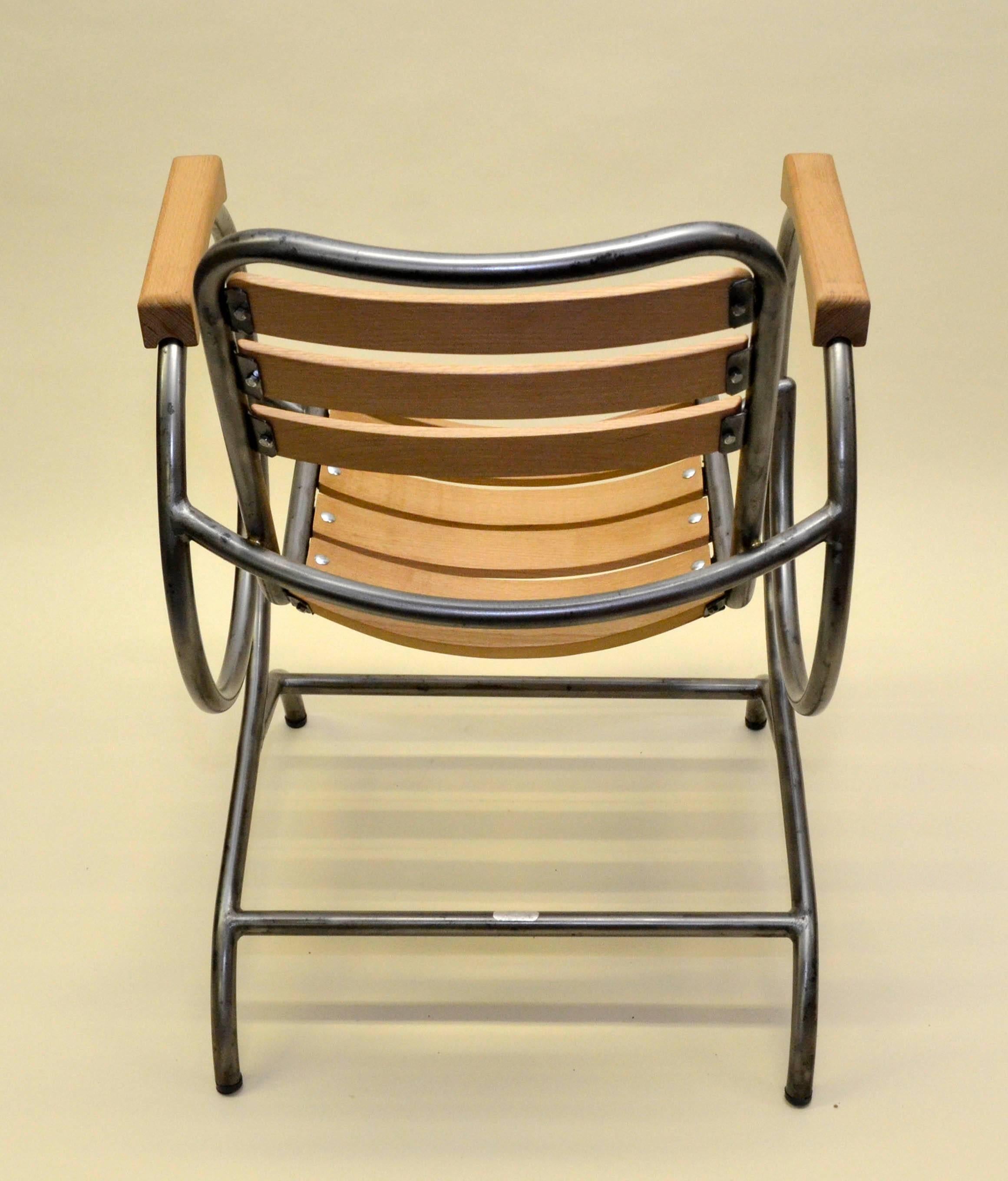 1950s Flexi-Tube Industrial Metal and Wood French Armchair For Sale 2