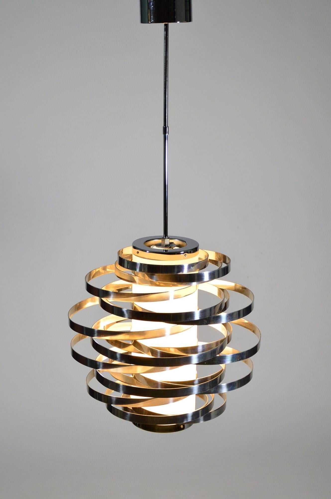 Late 20th Century Cyclone Chandelier by Gaetano Sciolari, Polished Aluminium and Lucite, 1970s