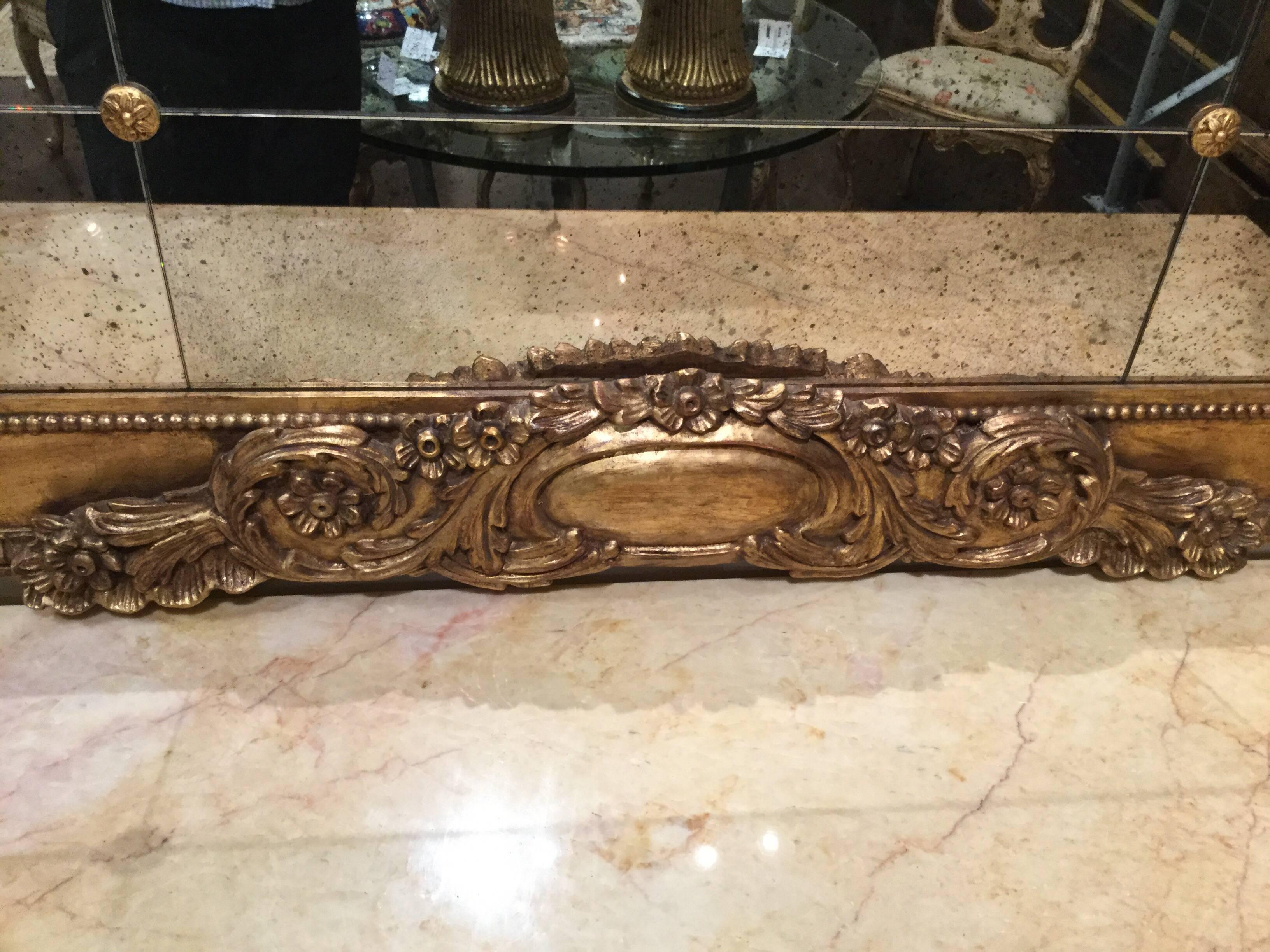 Louis XVI Style Hand-Carved Mirror Antiqued Gold Gilt In Excellent Condition For Sale In Dallas, TX