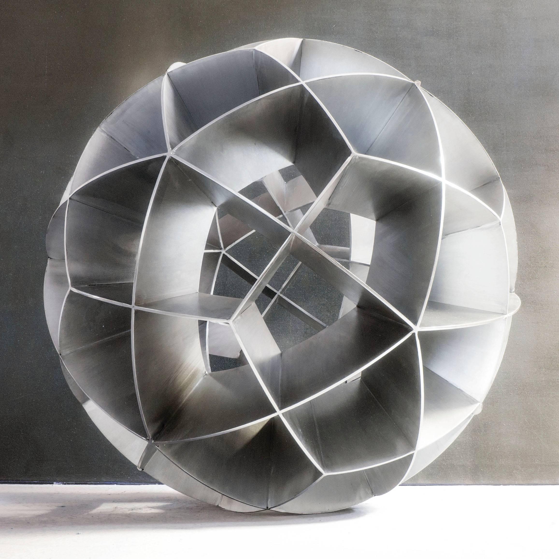contemporary stainless steel sculpture manufacturer
