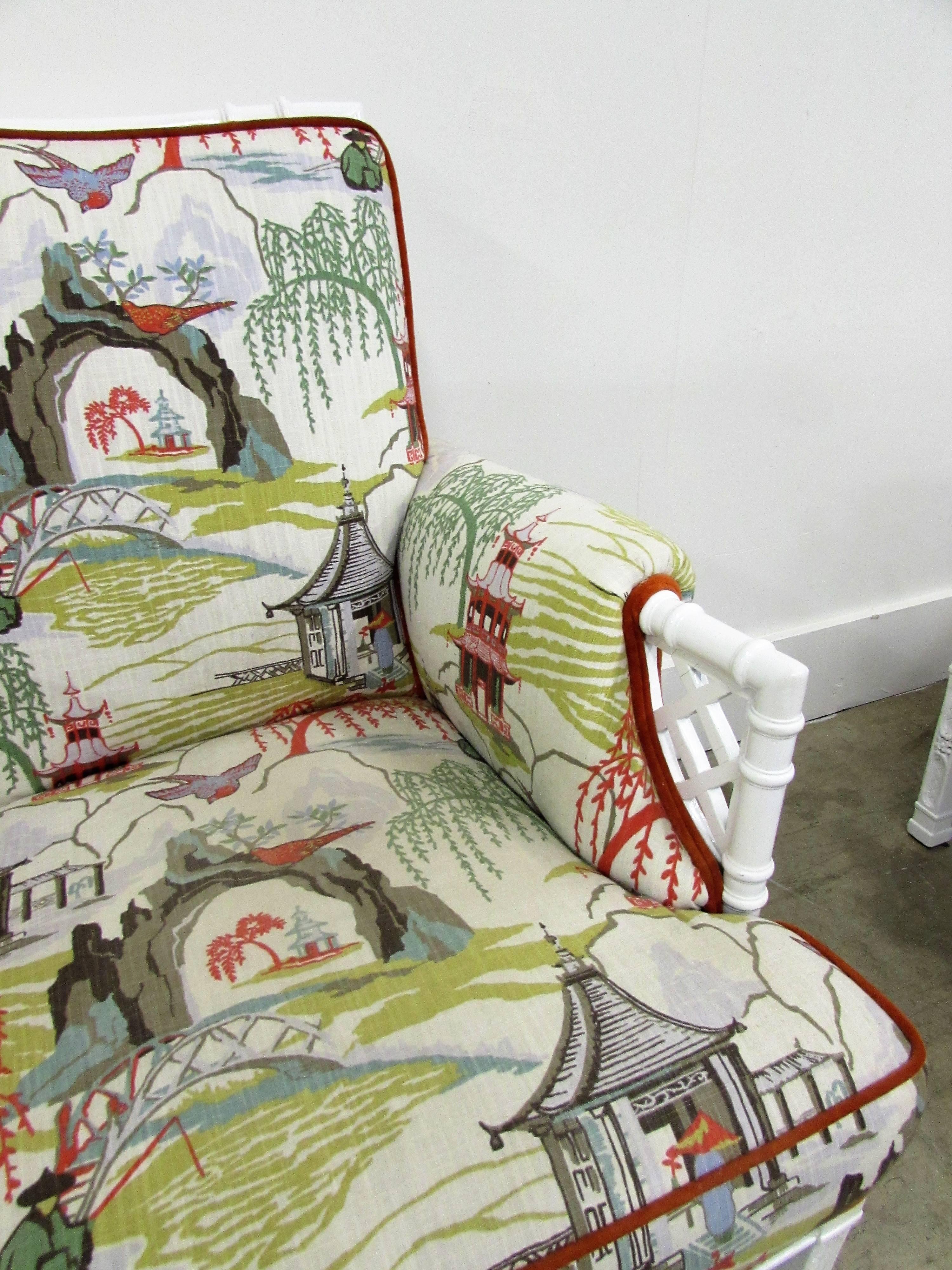 20th Century Pair of Toile Chinoiserie and Faux Bamboo Armchairs For Sale