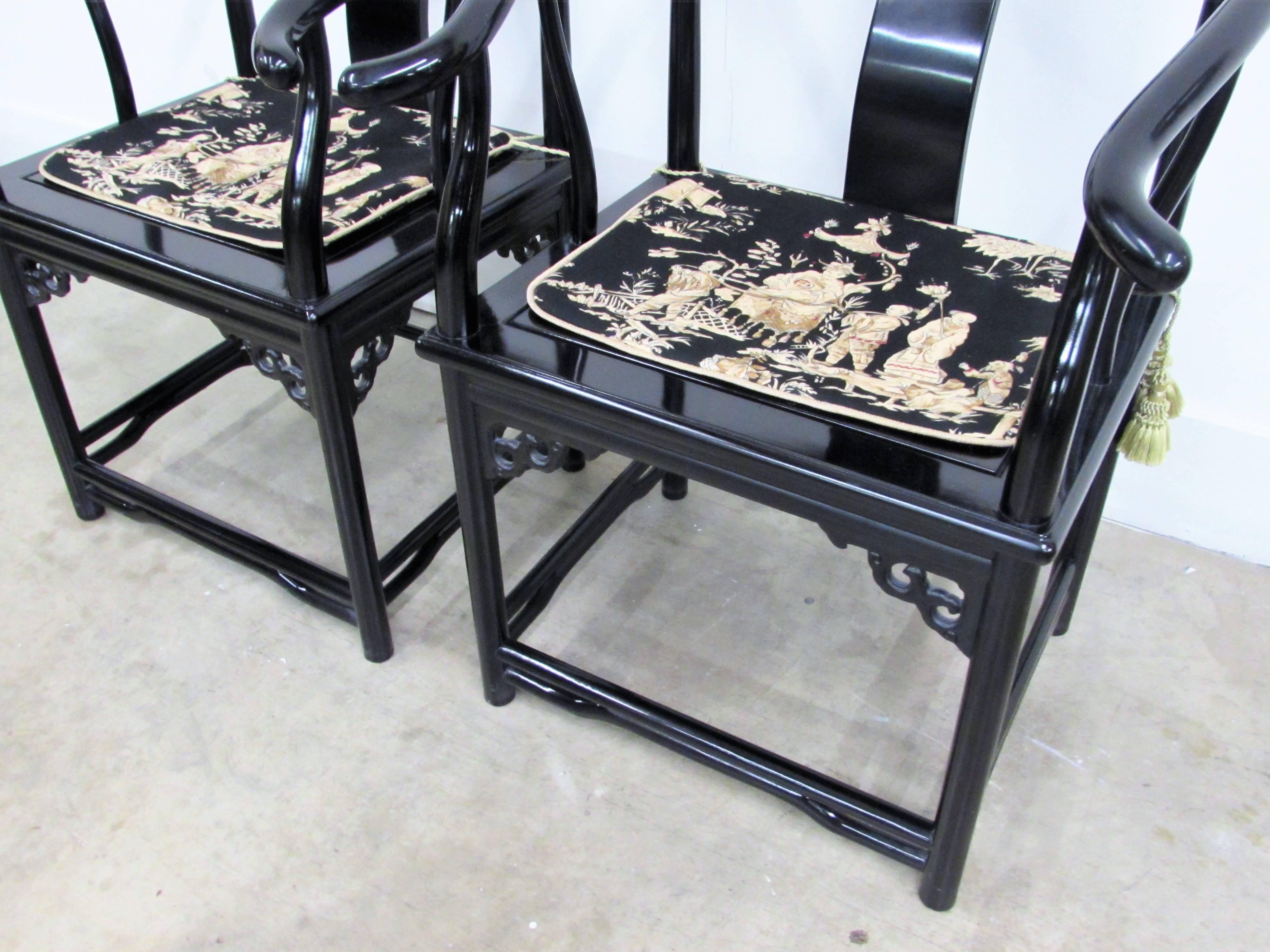 American Black Lacquer Asian Horseshoe Arm Chairs, Pair For Sale