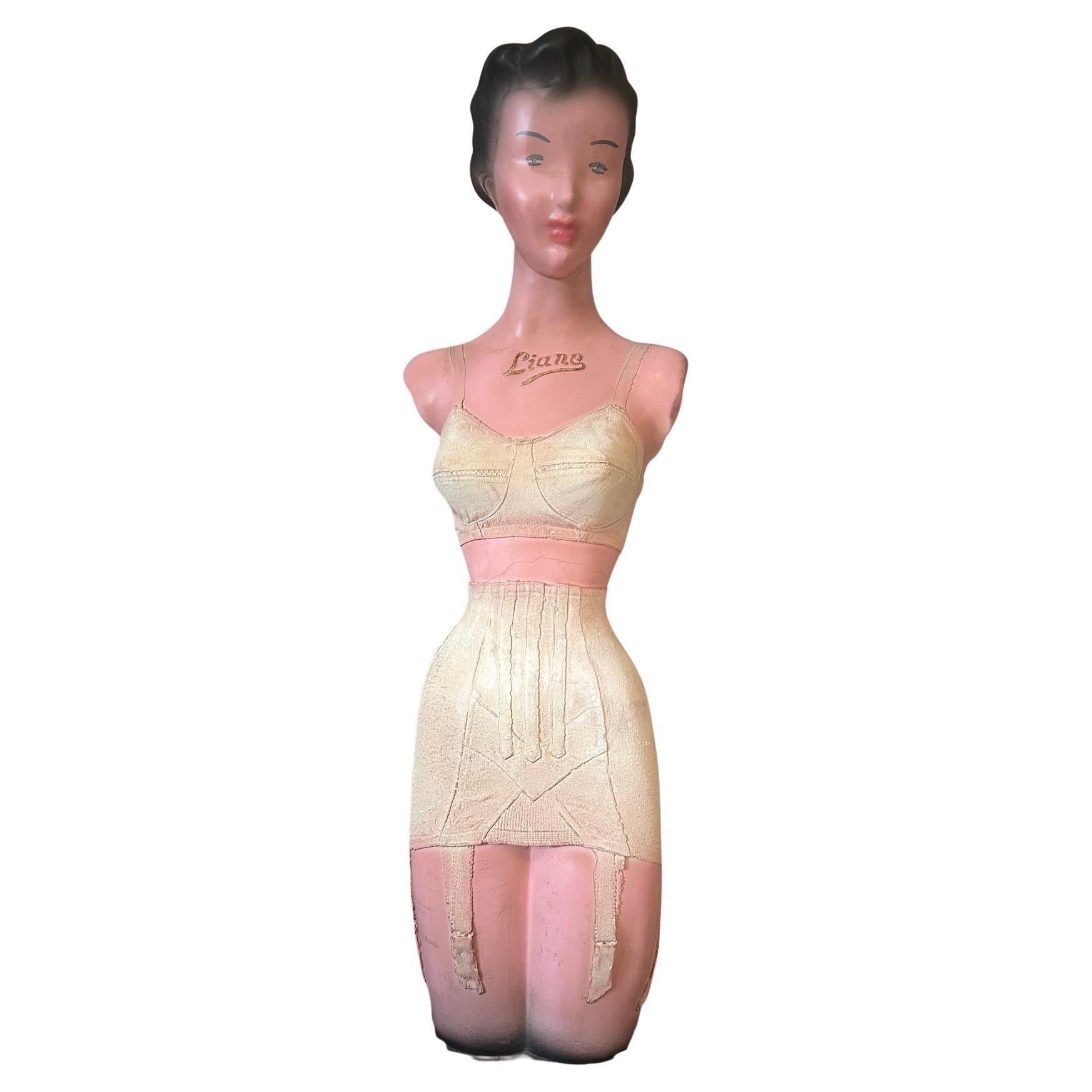 Busto francés de escayola del siglo XX para publicidad de Dior, años 50