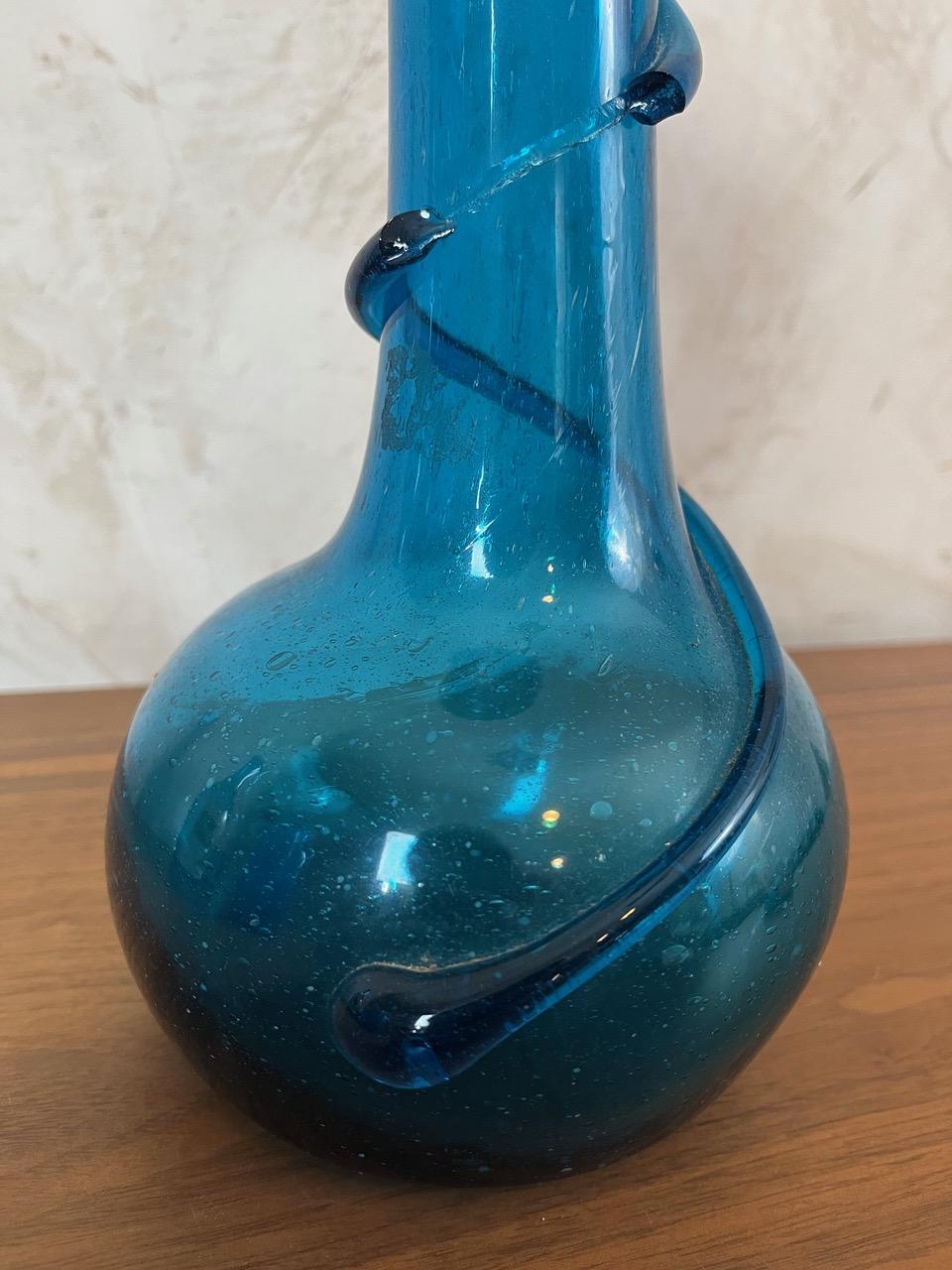 Vaso in vetro soffiato blu stile Biot, 1900, Francia, inizio XX secolo in vendita 7