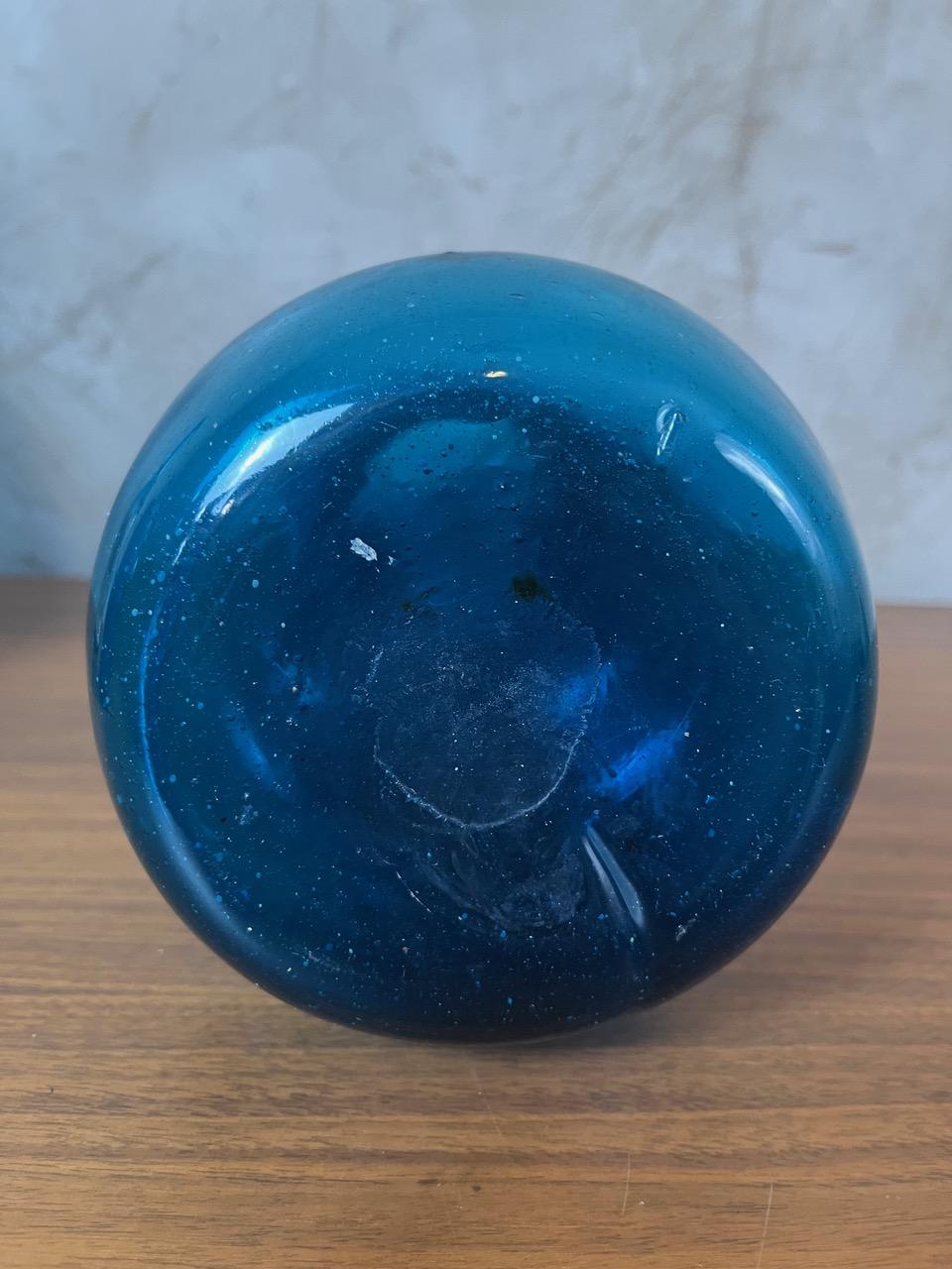 Vaso in vetro soffiato blu stile Biot, 1900, Francia, inizio XX secolo in vendita 4