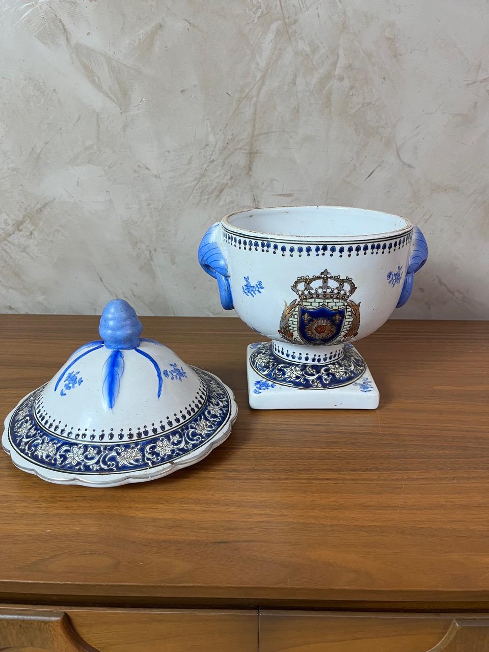 20e siècle Porcelaine chinoise en vente 8