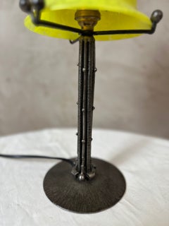 French Art Deco Wrought Iron and Pâte de Verre Table Lamp, 1930s