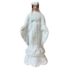Statua della Vergine Maria in porcellana di Parigi, Francia, intorno al 1900