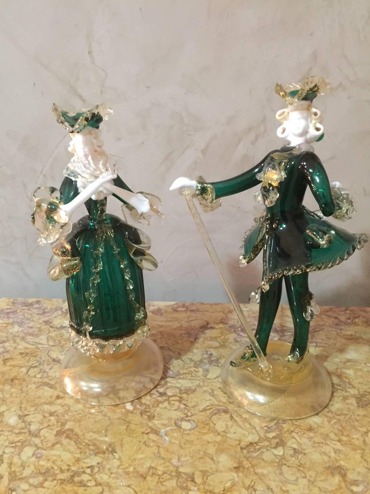 Milieu du XXe siècle Couple de danseurs vénitiens en verre de Murano, années 1950