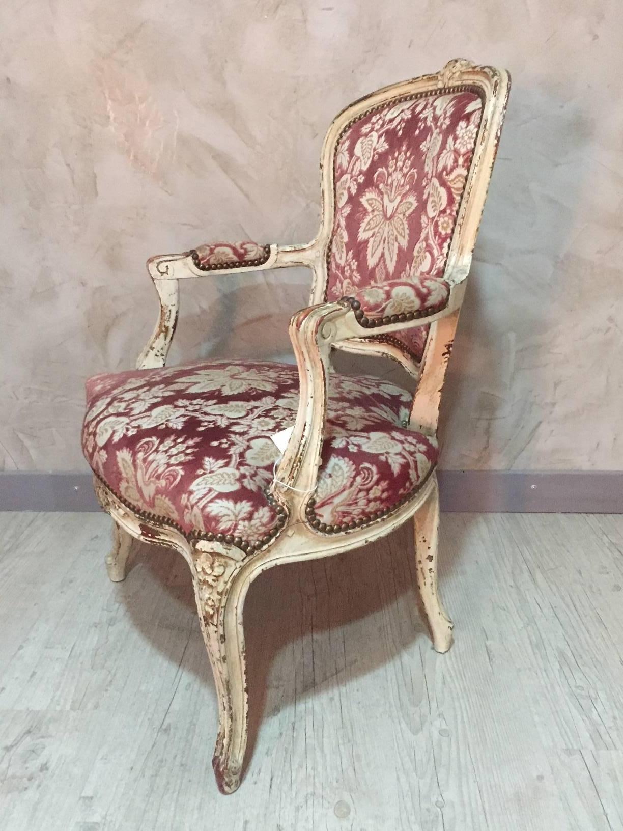 Early 19th Century Velor Fabric Louis XV Armchair with Original Patina In Good Condition In LEGNY, FR