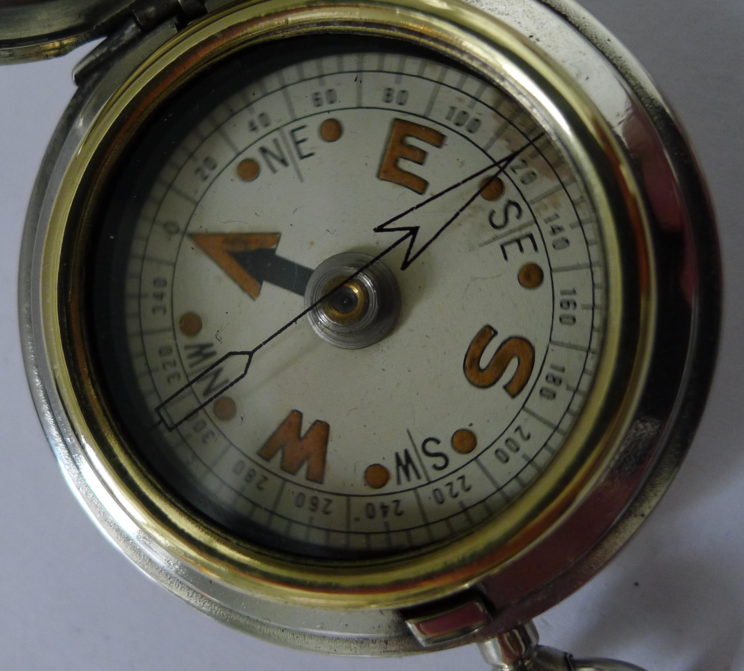 Ancienne boussole militaire anglaise de la Première Guerre mondiale - 1917 en vente 4