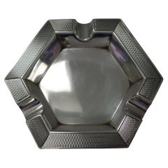 English Edwardian Solid / Sterling Silver Ashtray by William Neale - 1905