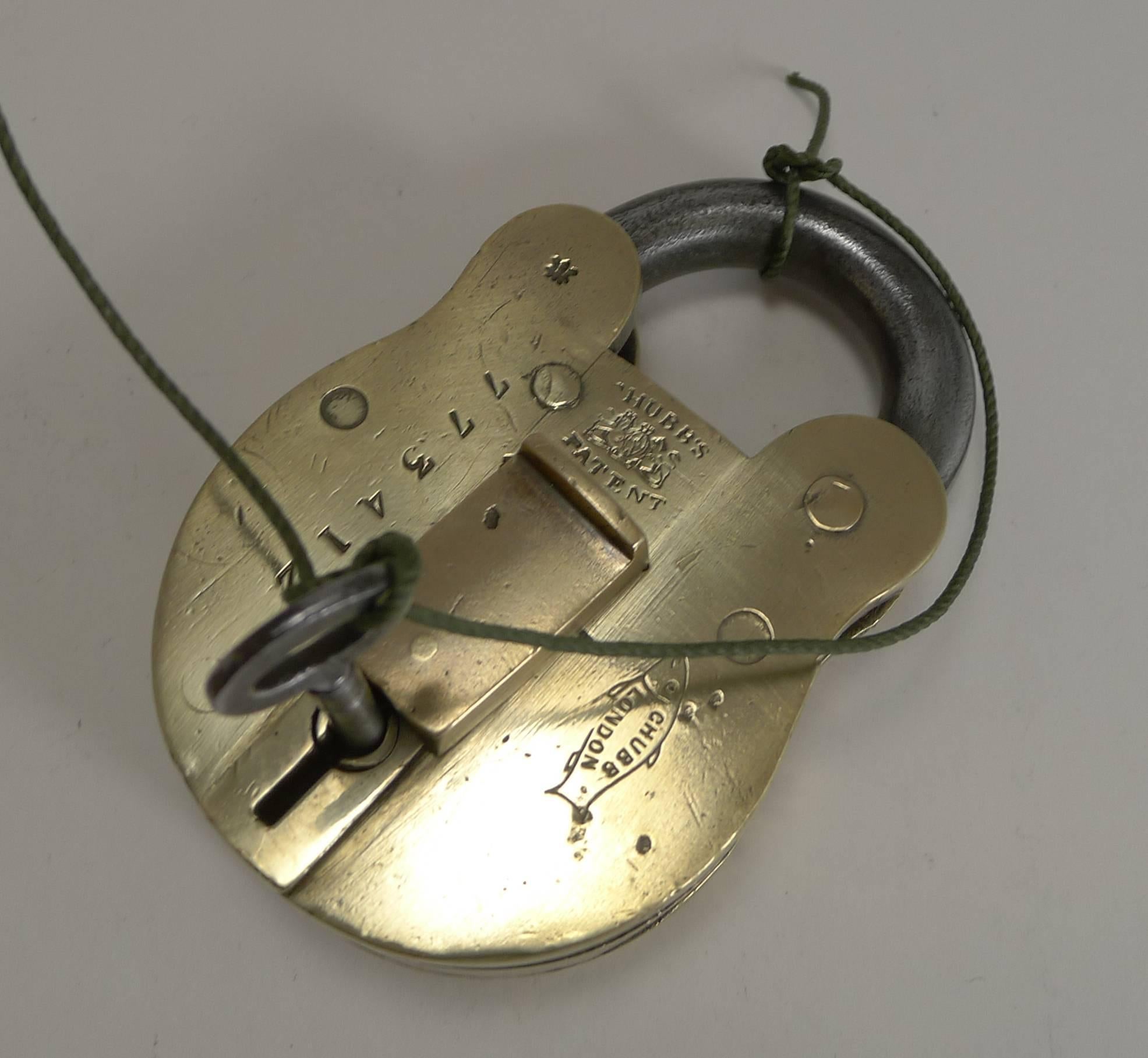 Large Antique English Brass and Steel Padlock by Chubb, London, circa 1850 In Excellent Condition In Bath, GB