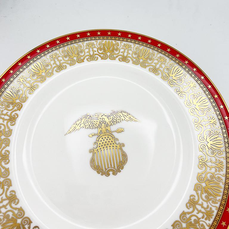 Tiffany & Co. Plaque de l'aigle du Congrès, commémorative du 118e Congrès, 2023 en vente 4