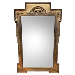 Specchio da mensola in stile neoclassico vintage, in legno dorato, con urna e rosette