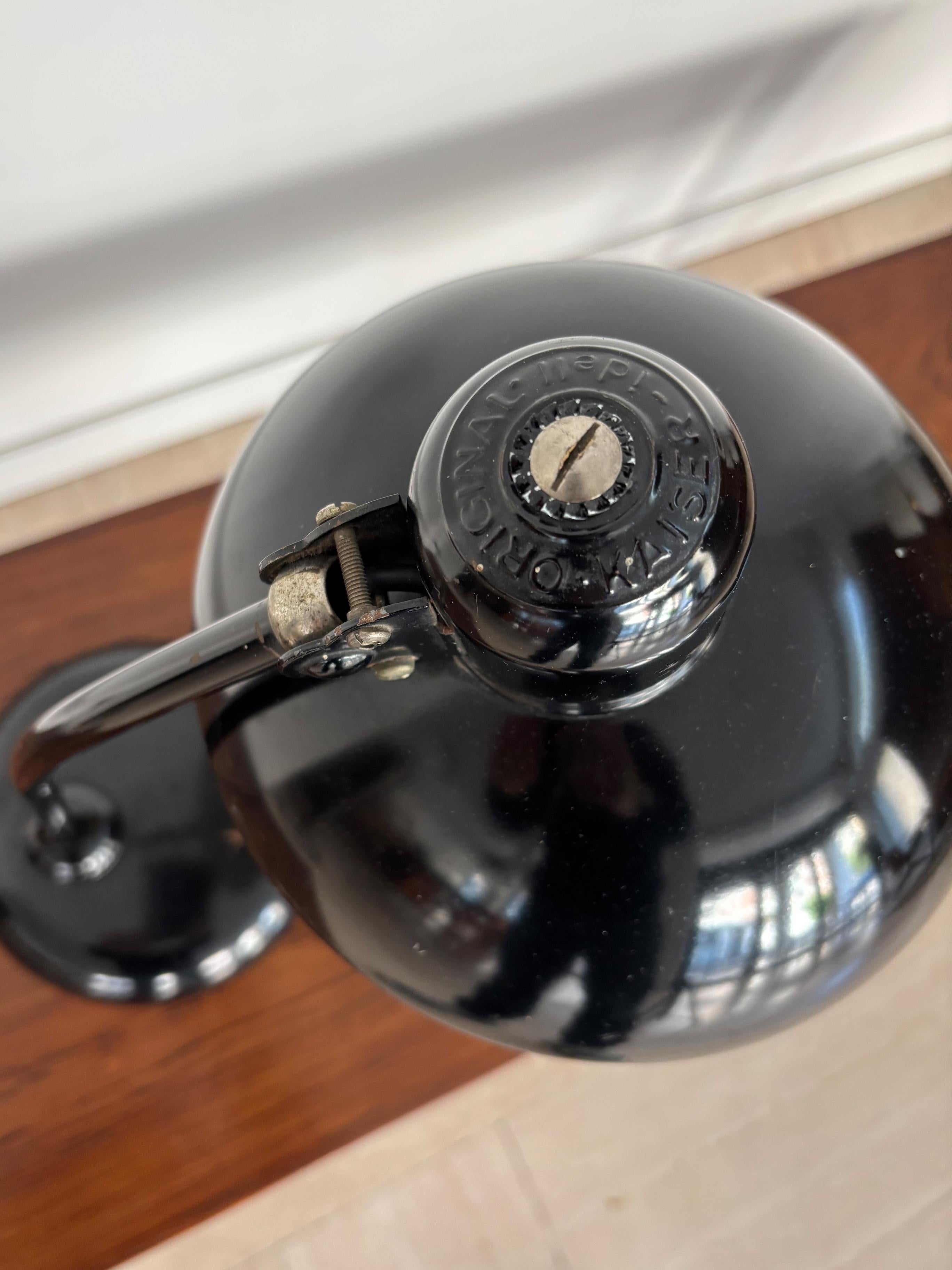 Christian Dell Bauhaus Kaiser Idell Schwarz Metall Schreibtischlampe Deutschland 1930s im Angebot 3