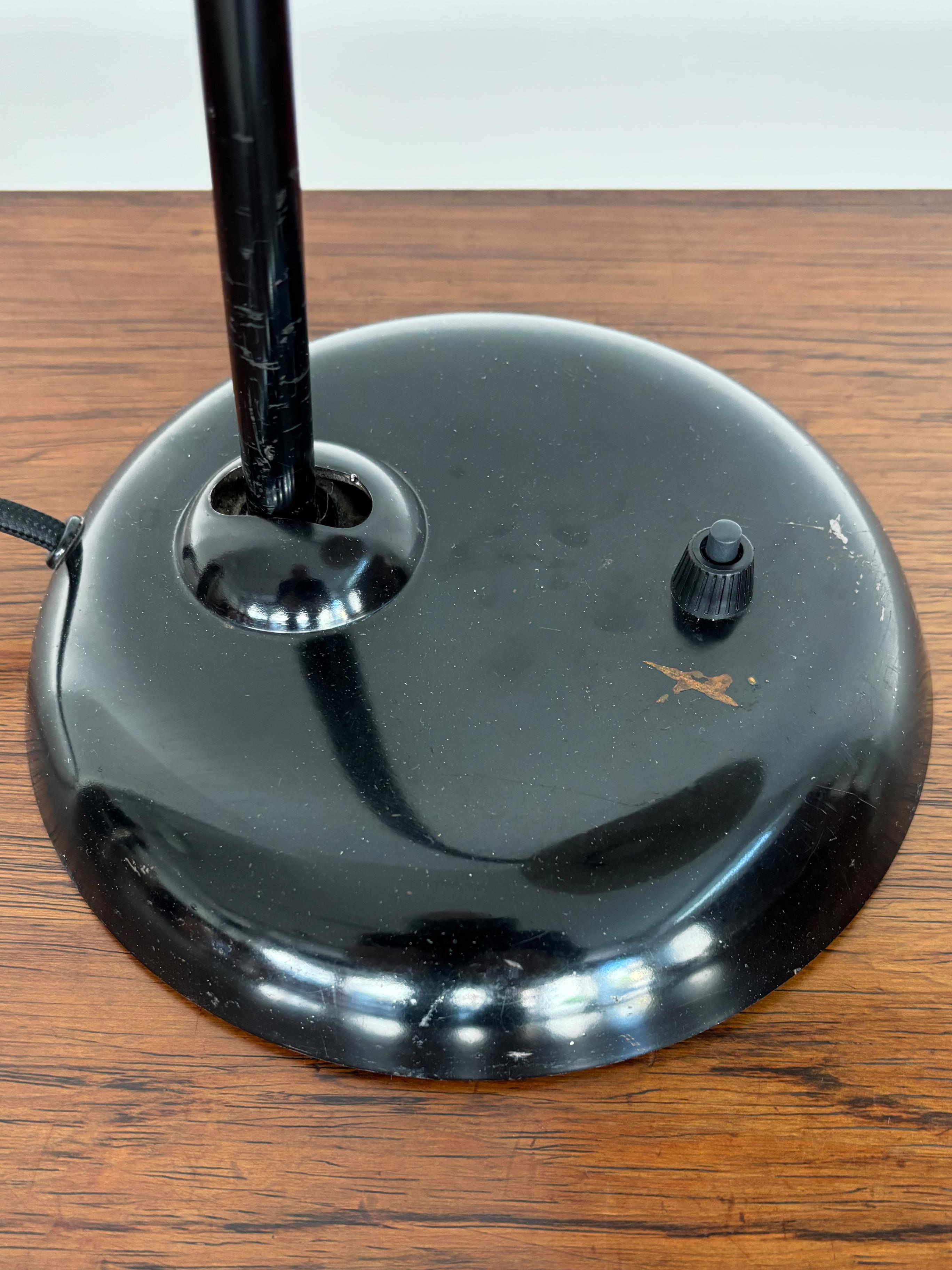 Christian Dell Bauhaus Kaiser Idell Schwarz Metall Schreibtischlampe Deutschland 1930s im Angebot 4