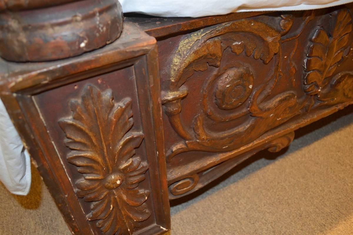 Gilt Carved 19th Century Italian Poster Bed For Sale