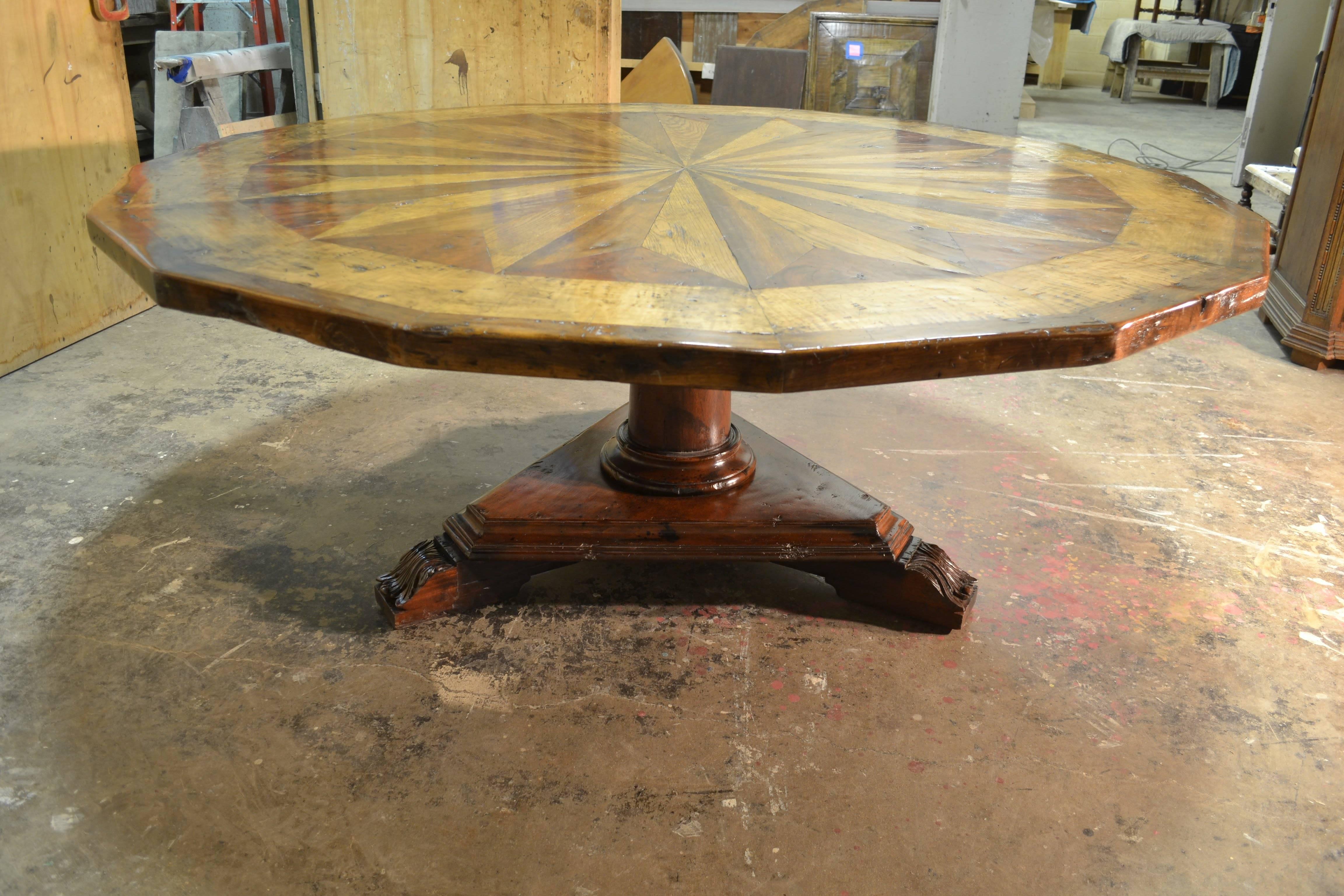 American Soleil Dining Table