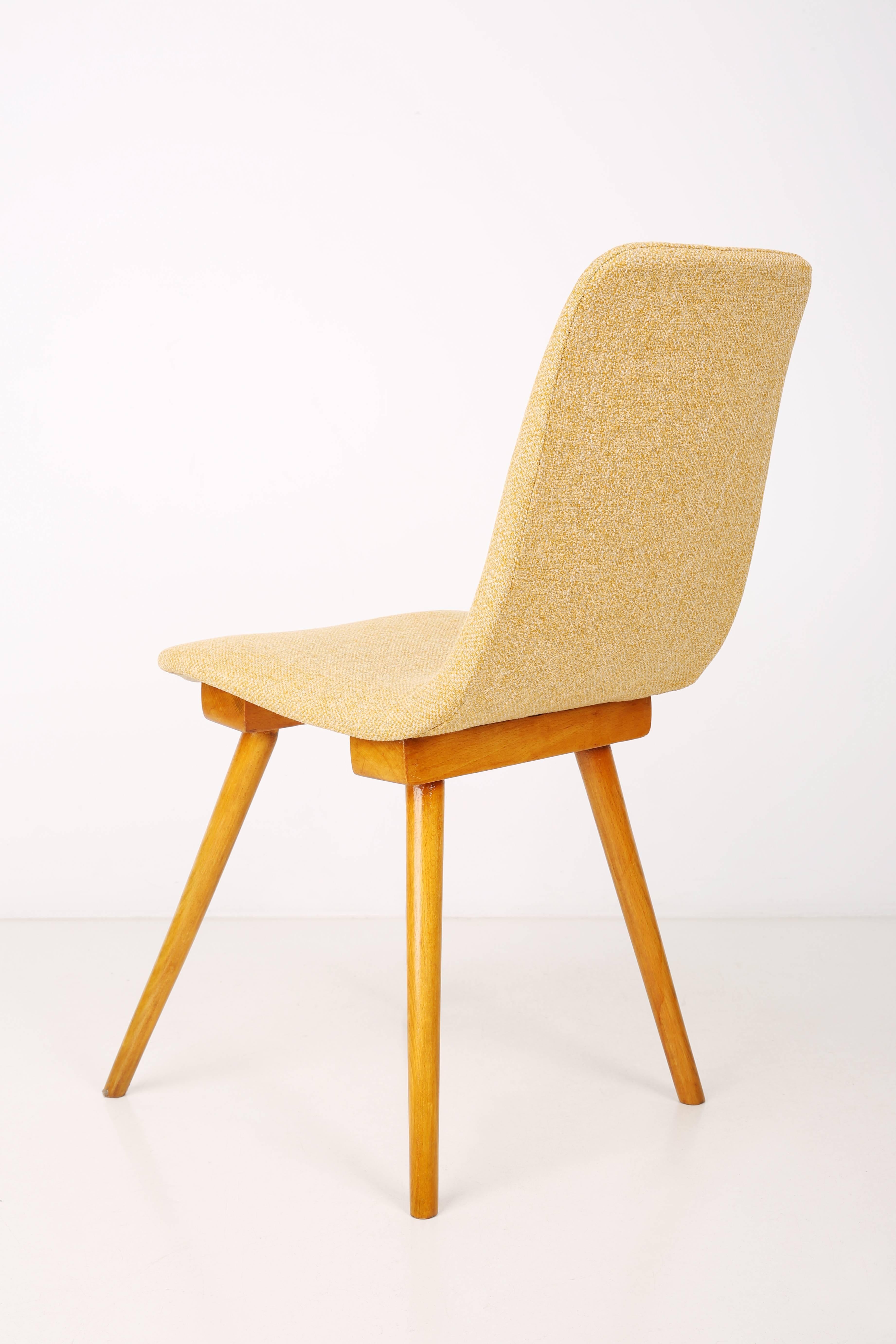 Mid-Century Modern Chaise jaune du milieu du siècle, manufacture de Fameg, Pologne, années 1960. en vente