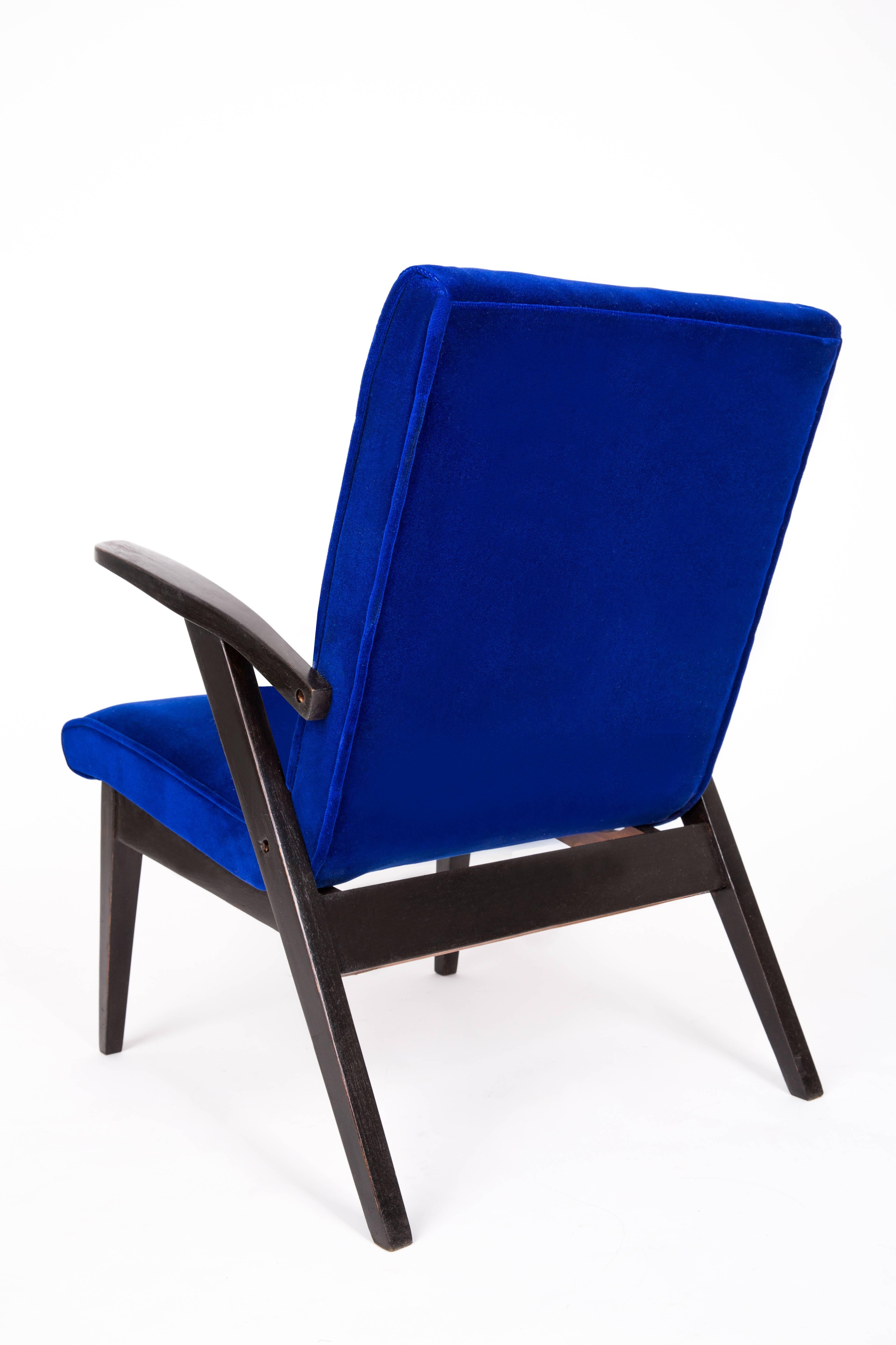 Mid-Century Modern Vintage Ultramarine Blue Armchair, Mieczyslaw Puchala, 1960s For Sale