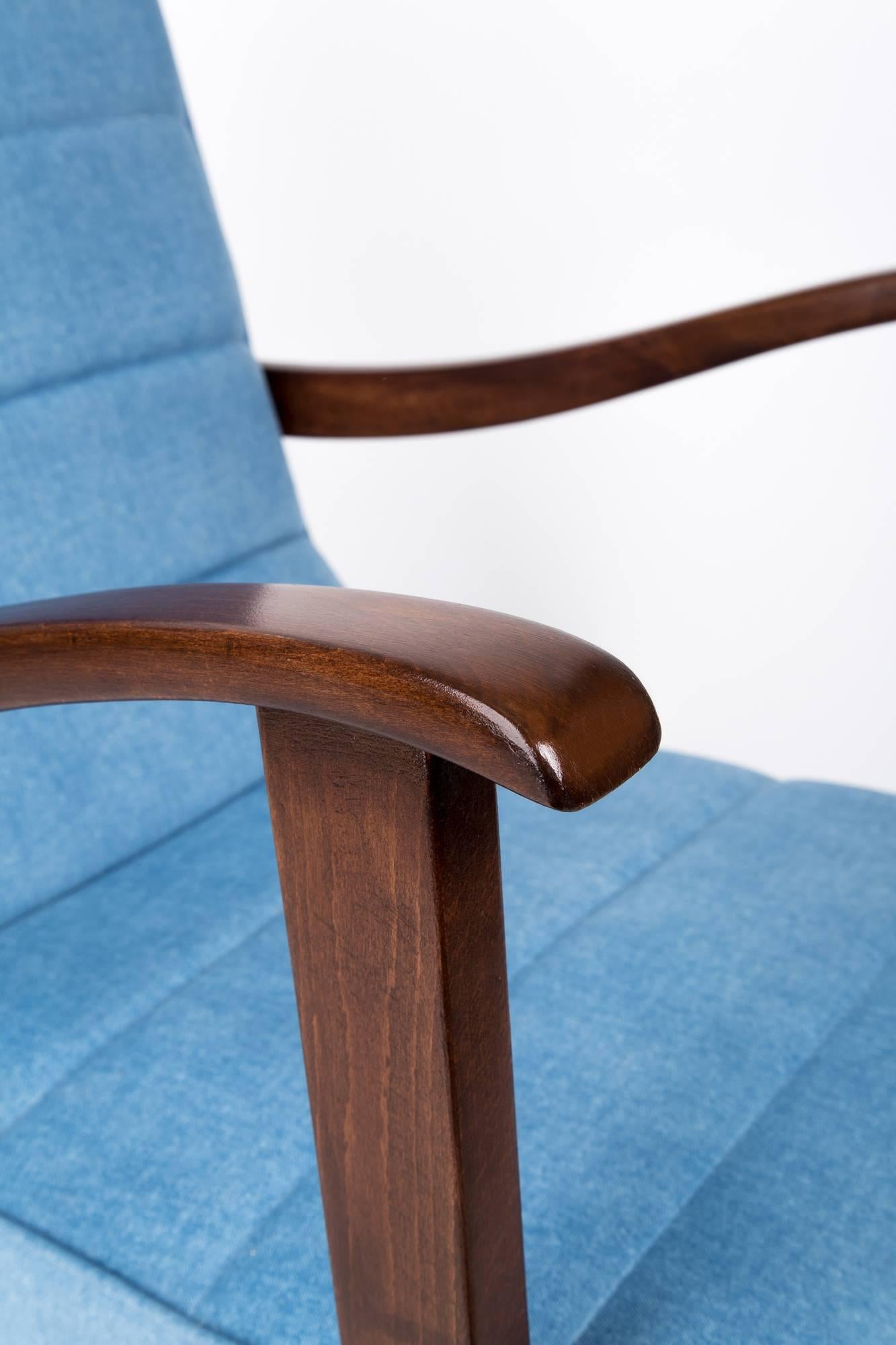 Blauer Sessel von Prudnik Furniture Factory aus der Mitte des Jahrhunderts, 1960er Jahre, Polen (Moderne der Mitte des Jahrhunderts) im Angebot