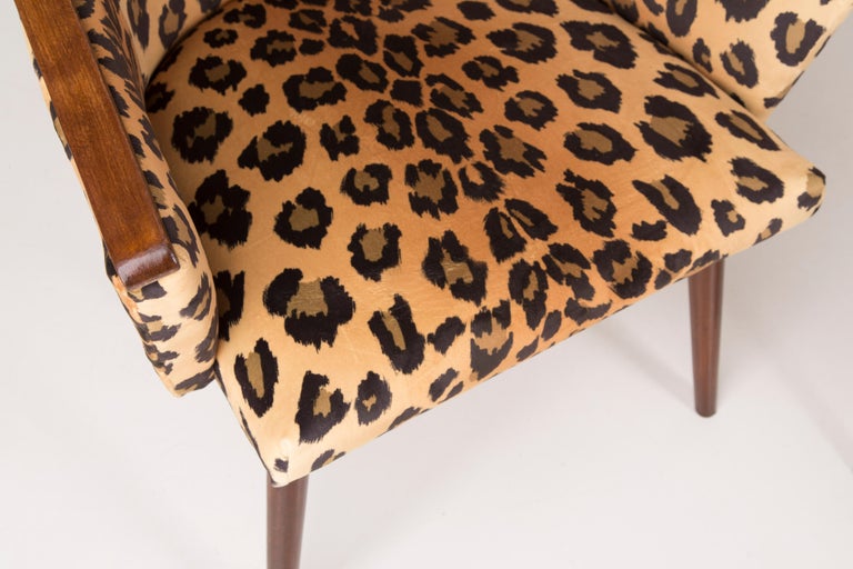 Hand-Crafted Set of Two Mid-Century Modern Leopard Print Chairs, 1960s, Germany For Sale