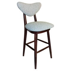 Heart Bar Stool Chair, weißer und grüner Stoff, von Vintola Studio, Europa.