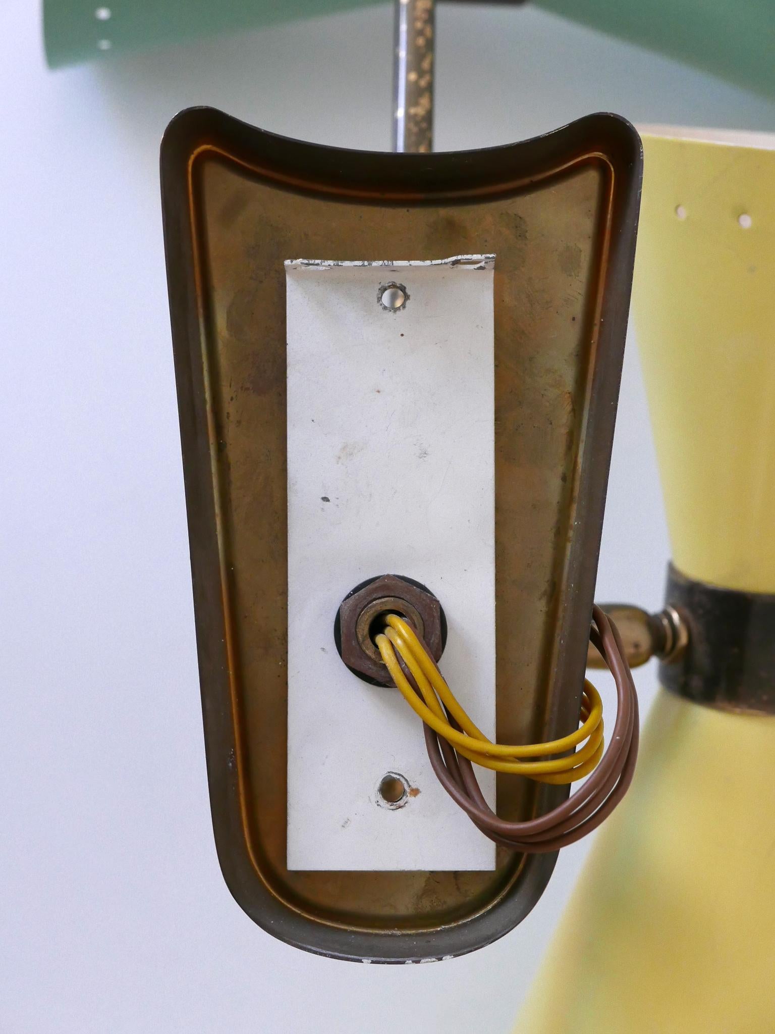 Excepcional candelabro o plafón diábolo de tres brazos de BAG Turgi Años 50 en venta 13