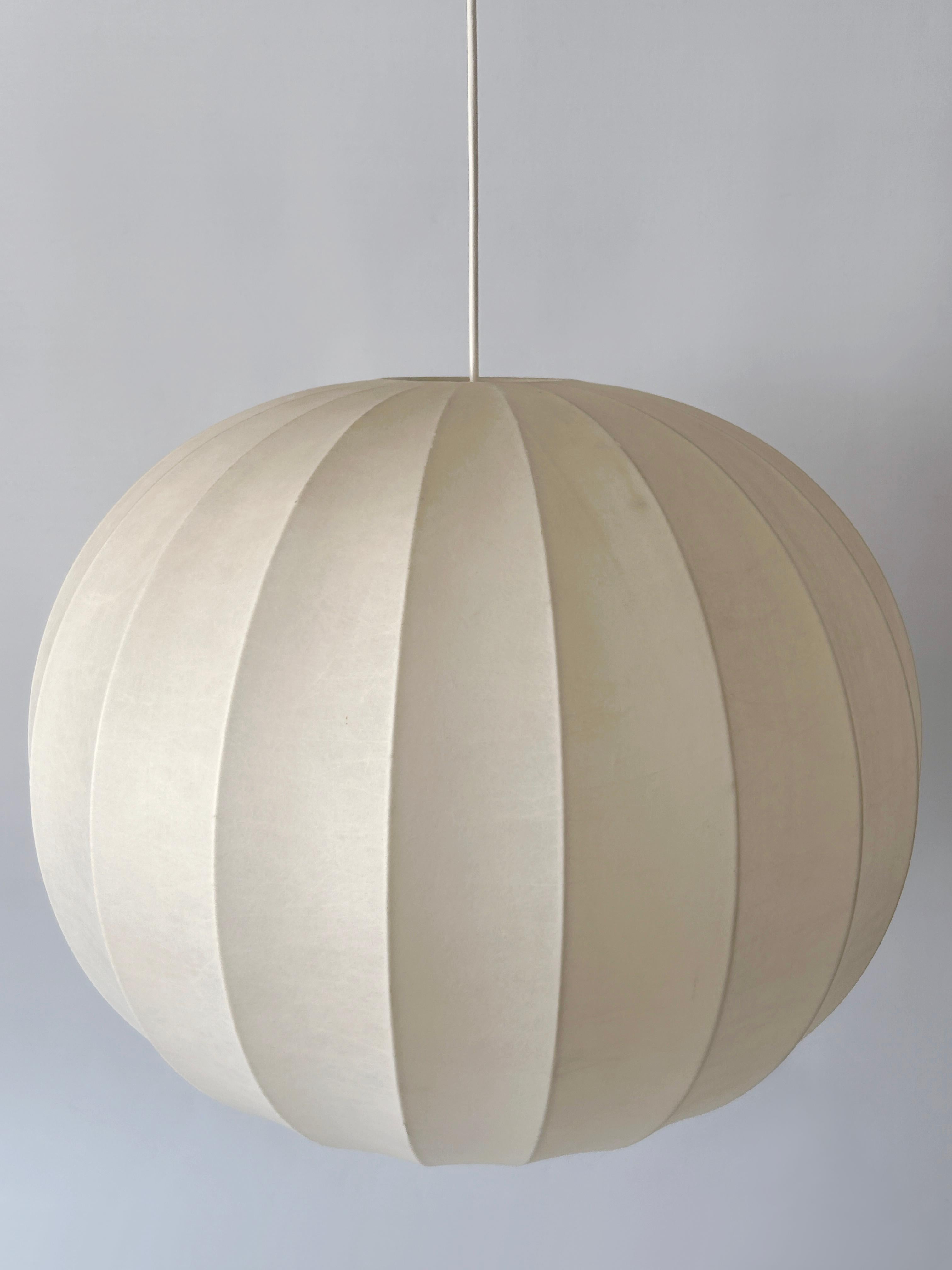 Metallo XL Lampada a sospensione o lampada a sospensione Goldkant Cocoon della metà del secolo, Germania 1960 in vendita