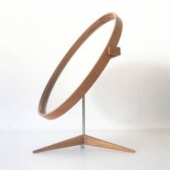 Eleganter eleganter Tischspiegel aus Eiche von Uno & sten Kristiansson für Luxus Schweden 1960er Jahre