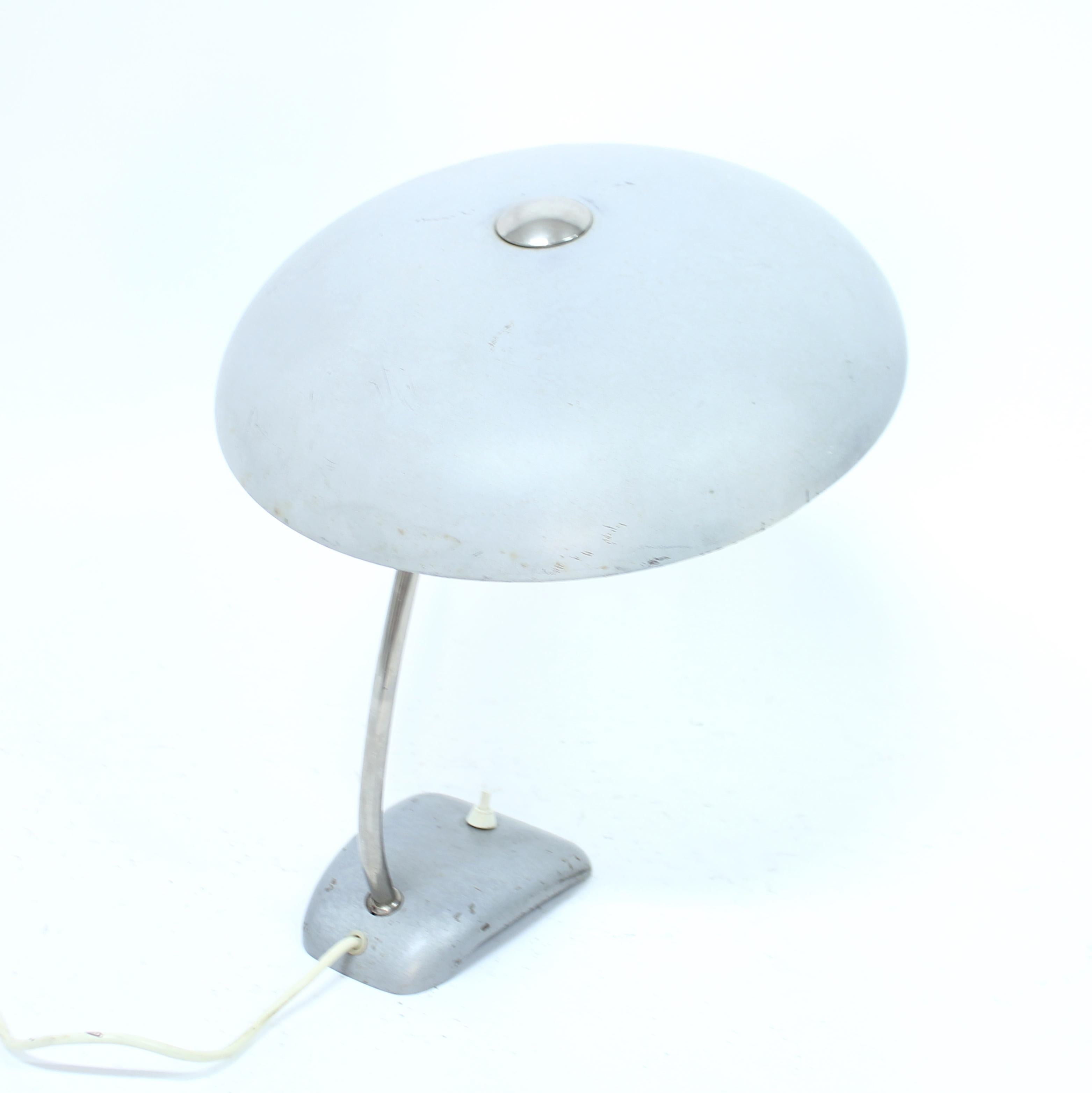 Industrial table lamp, attributed to Christian Dell for Kaiser Idell, 1930s For Sale 2