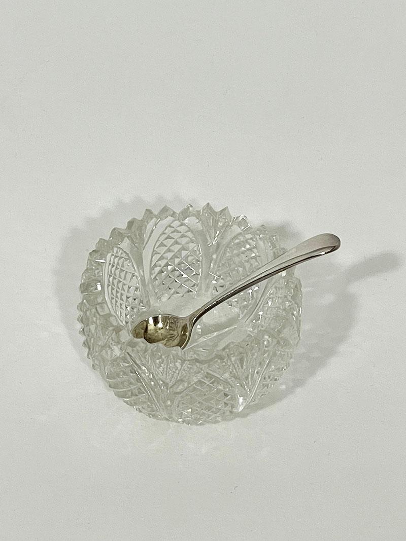 20ième siècle Ensemble de salières en cristal et en métal argenté de James Dixon & Sons, ca 1900 en vente